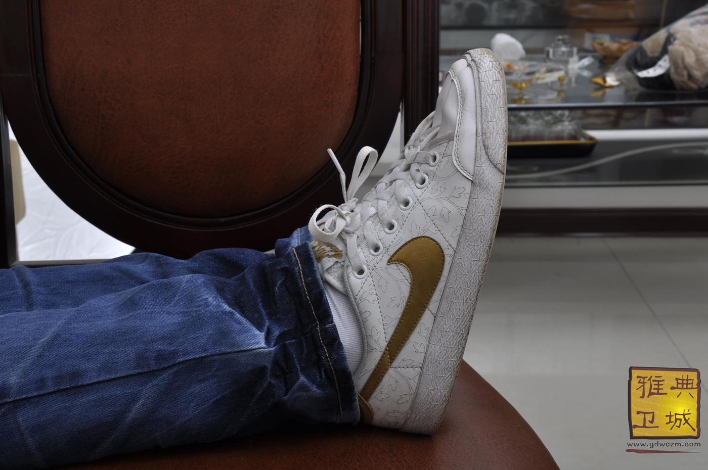 图片[53]-雅典卫城 破洞牛仔裤 2010-065 [184P] – 速更版-美库