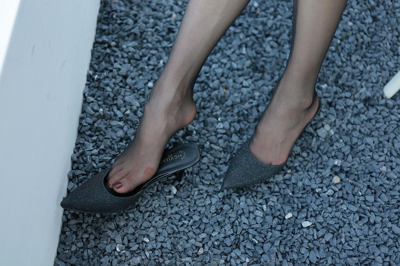 图片[76]-[IESS异思趣向] 2022.08.05 丝享家1168：小六《红色浪漫》[79P] – 速更版-美库