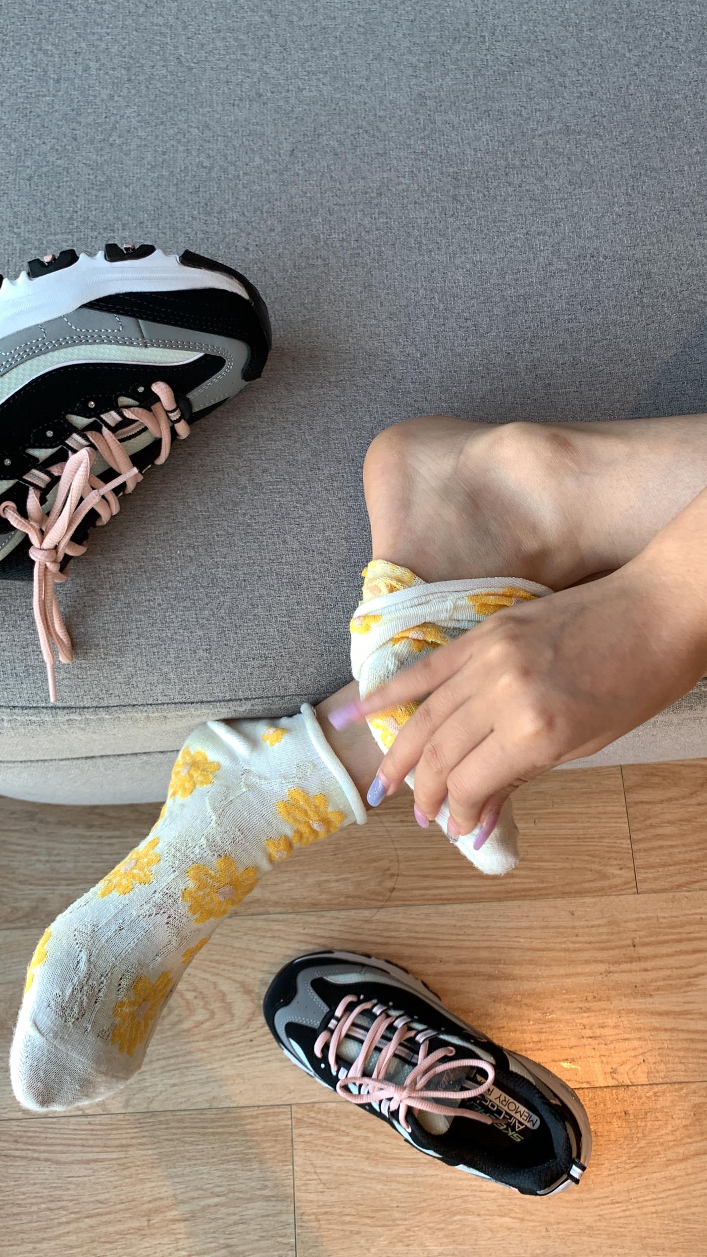 图片[11]-[誉铭传媒]袜足摄影 2023年《01月整合福利》[143P] – 速更版-美库