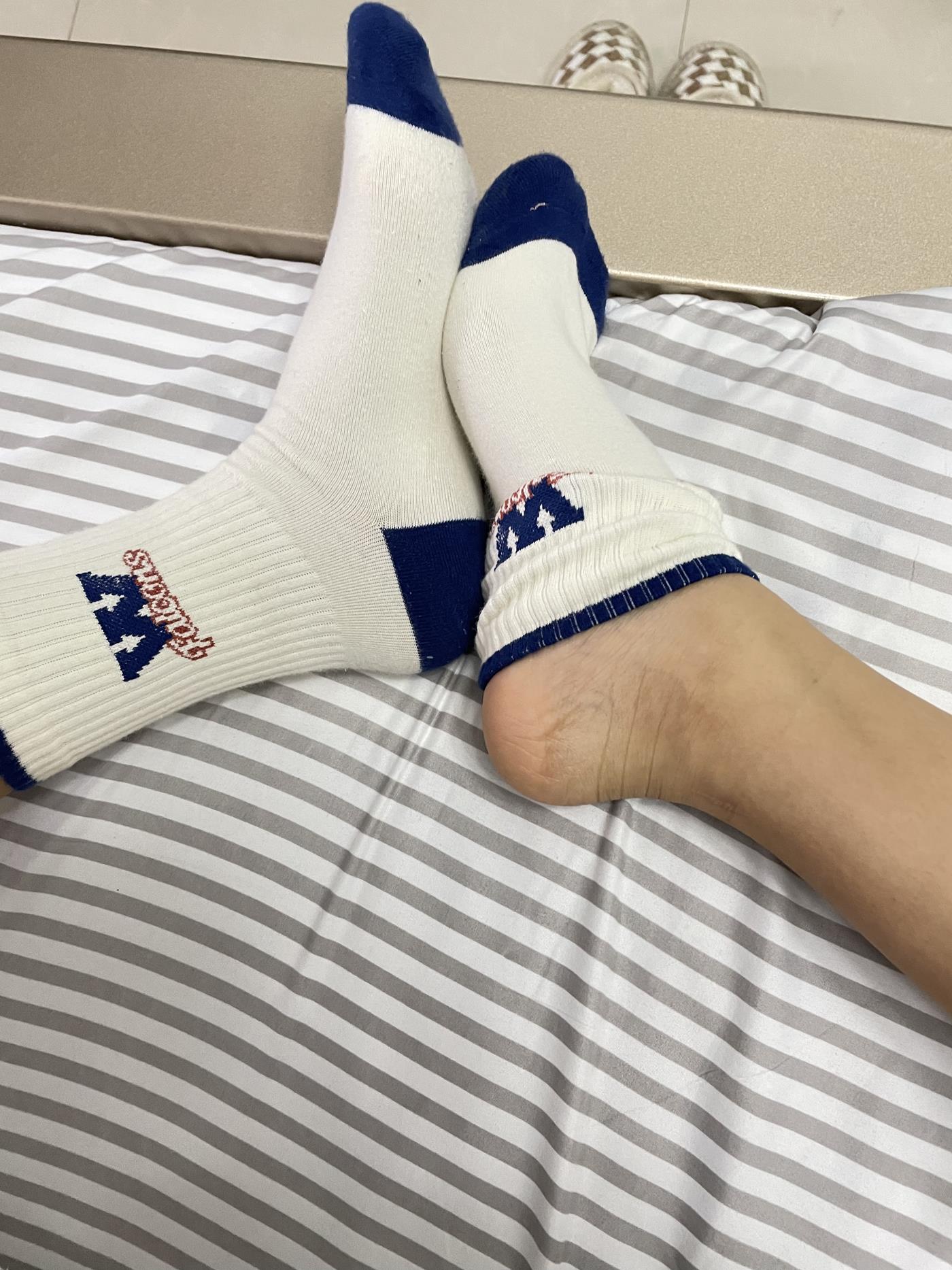 图片[86]-[誉铭传媒]袜足摄影 2023年《01月整合福利》[143P] – 速更版-美库