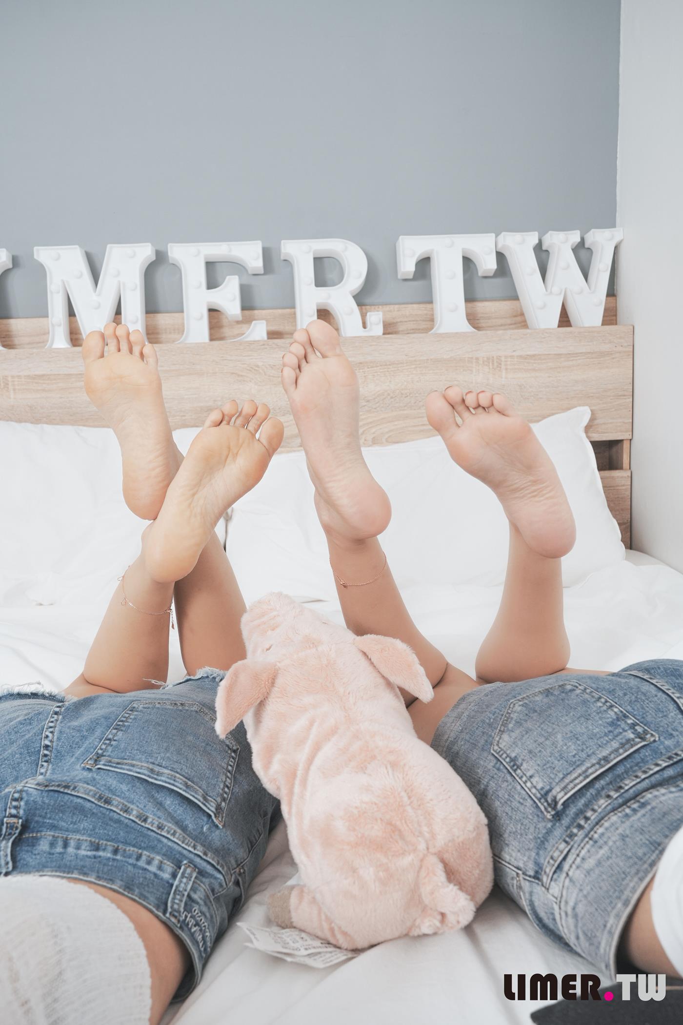 图片[106]-Limerence原创 NO.040 EJ+Syuan 女女足底TK地狱崩溃求饶[140P] – 速更版-美库