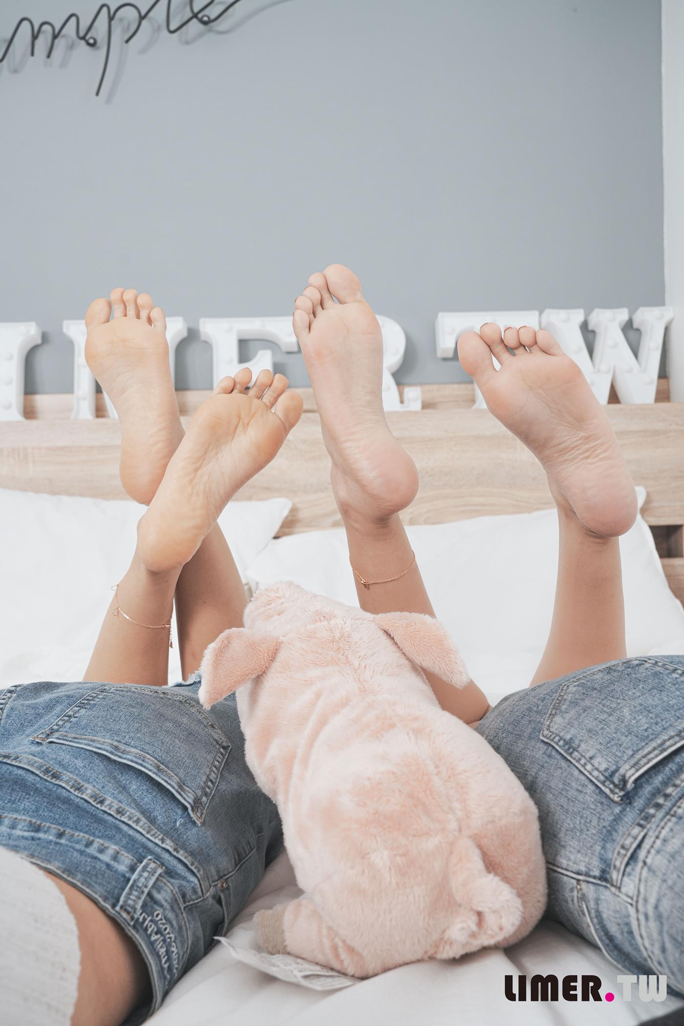 图片[108]-Limerence原创 NO.040 EJ+Syuan 女女足底TK地狱崩溃求饶[140P] – 速更版-美库