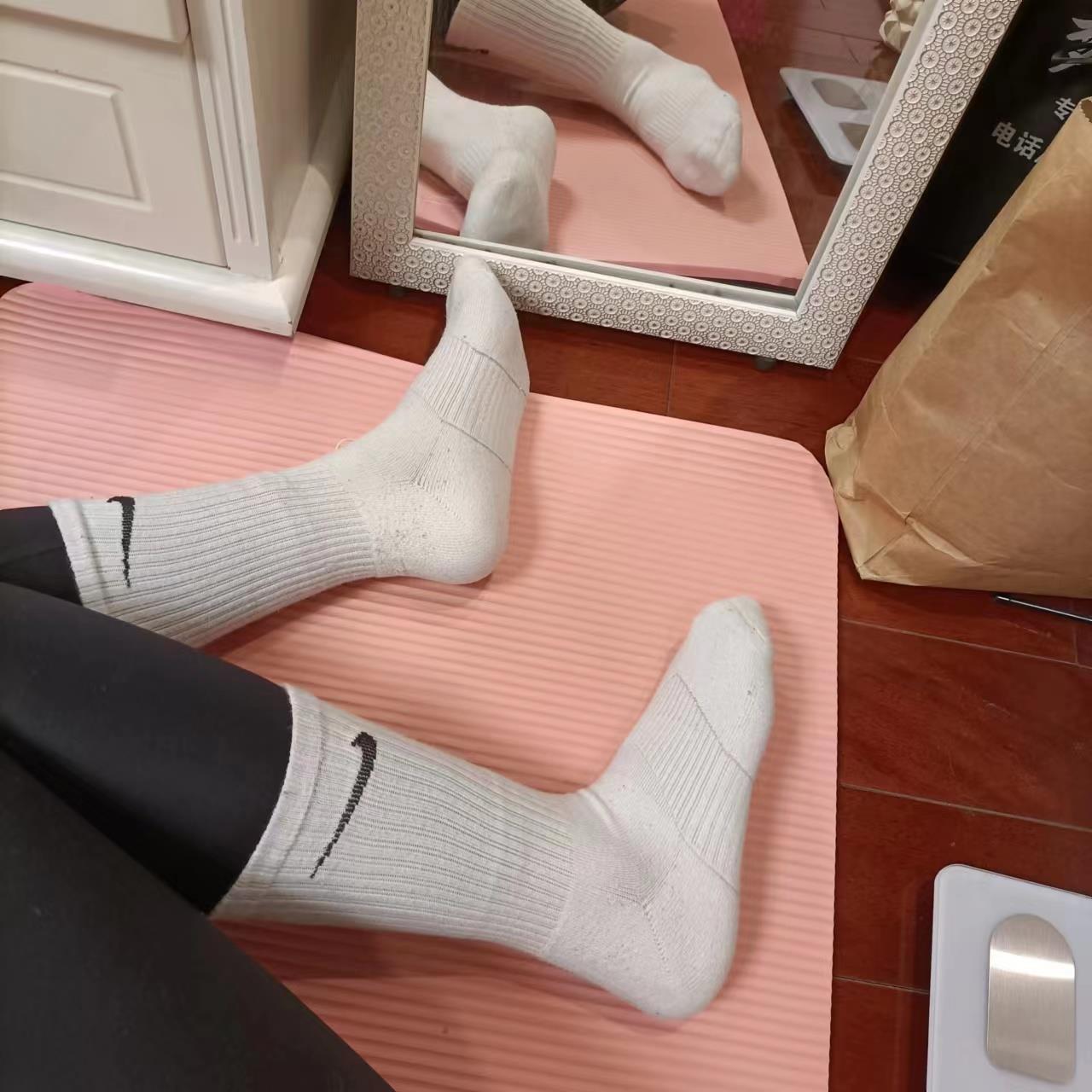 图片[131]-[誉铭传媒]袜足摄影 2023年《01月整合福利》[143P] – 速更版-美库