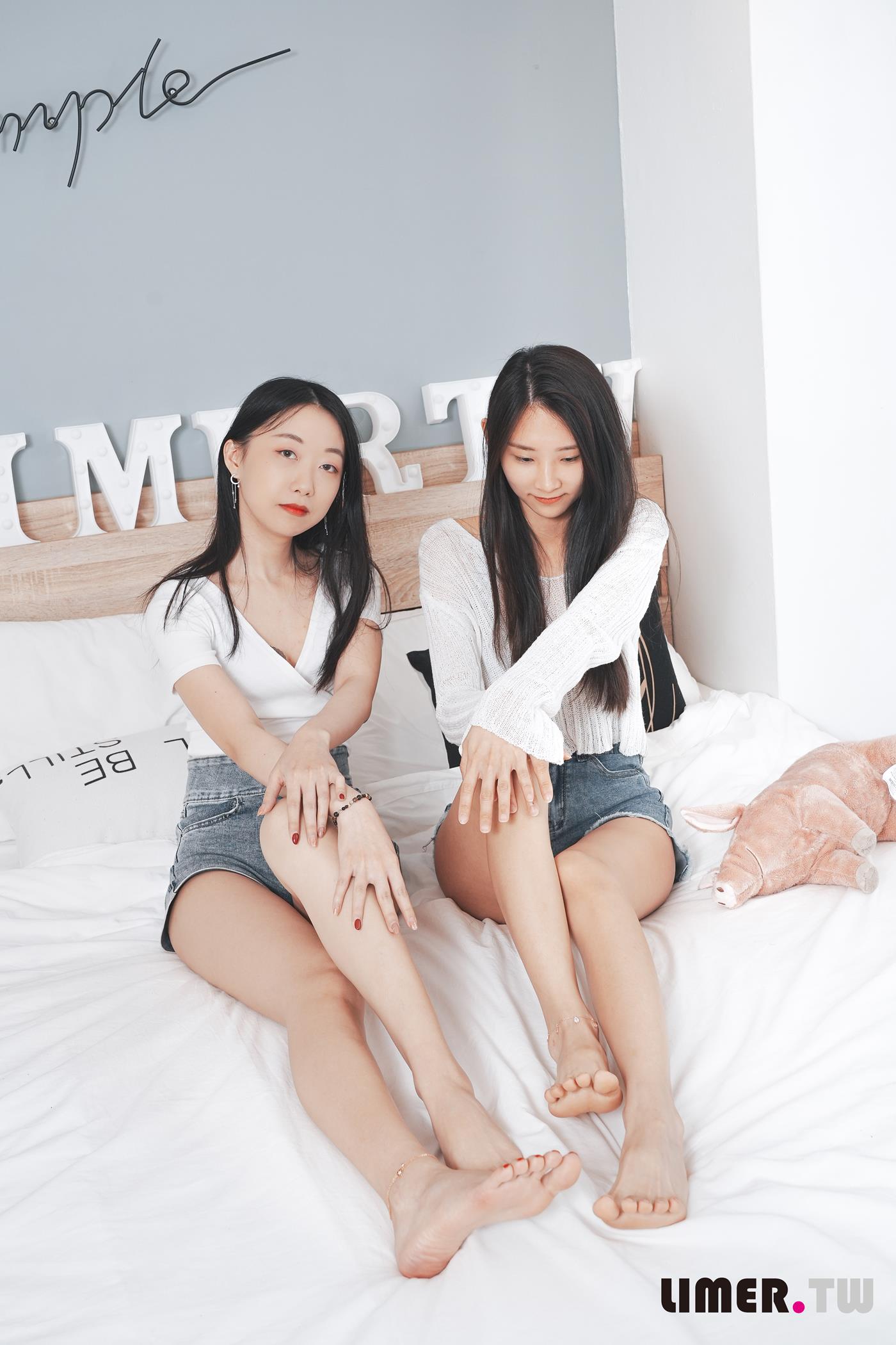图片[134]-Limerence原创 NO.040 EJ+Syuan 女女足底TK地狱崩溃求饶[140P] – 速更版-美库