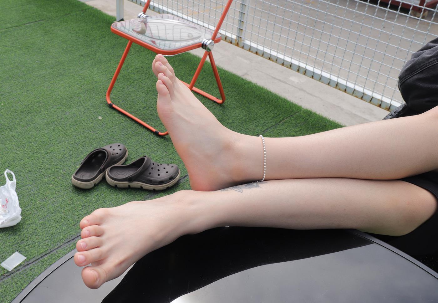 图片[54]-[Pary学生模拍] No.024 新模校花诗诗的39码修长嫩白美jiao [127P] – 速更版-美库