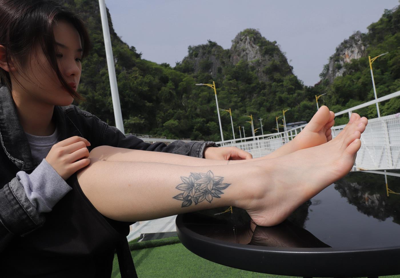 图片[65]-[Pary学生模拍] No.024 新模校花诗诗的39码修长嫩白美jiao [127P] – 速更版-美库