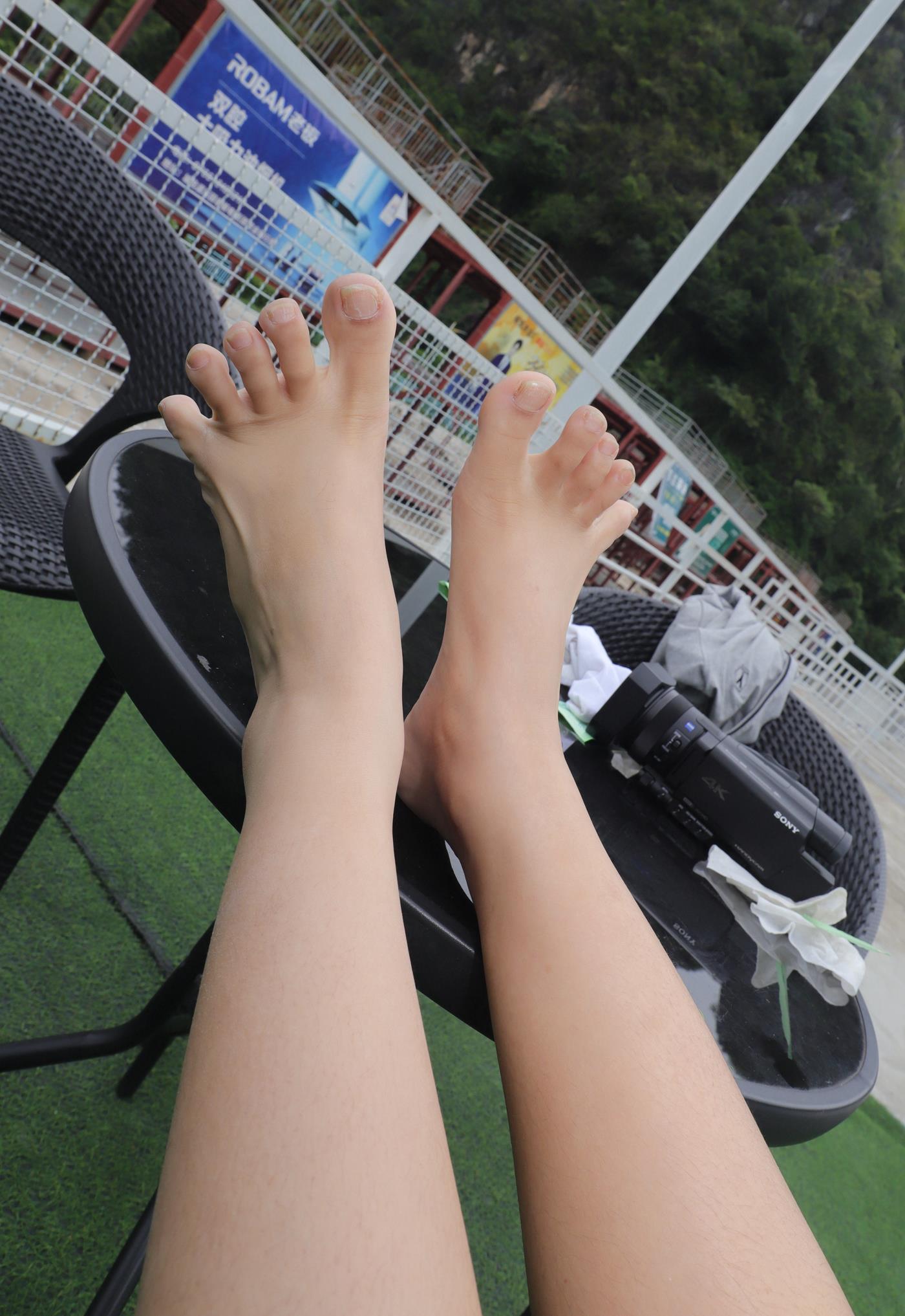 图片[50]-[Pary学生模拍] No.025 朱朱桌子上秀脚 [68P] – 速更版-美库