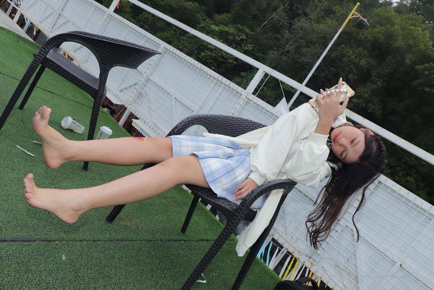 图片[52]-[Pary学生模拍] No.025 朱朱桌子上秀脚 [68P] – 速更版-美库