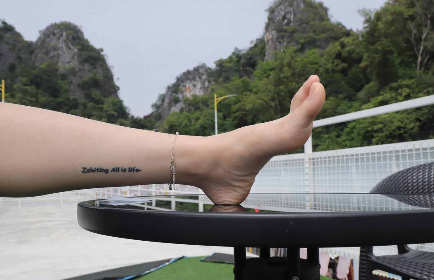 图片[69]-[Pary学生模拍] No.024 新模校花诗诗的39码修长嫩白美jiao [127P] – 速更版-美库