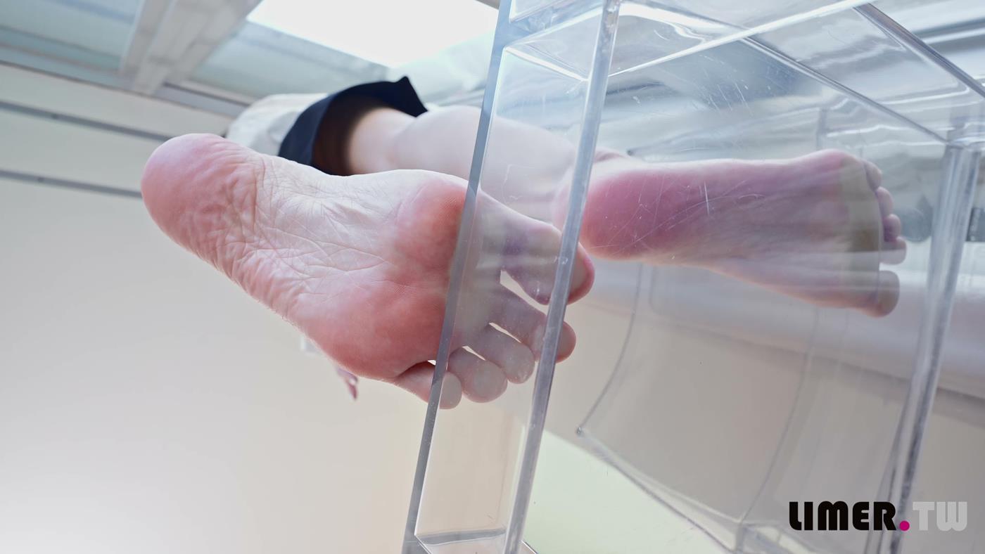 图片[193]-Limerence原创 NO.041 语葳女神 踩踏亲密接触让人扛不住[226P] – 速更版-美库