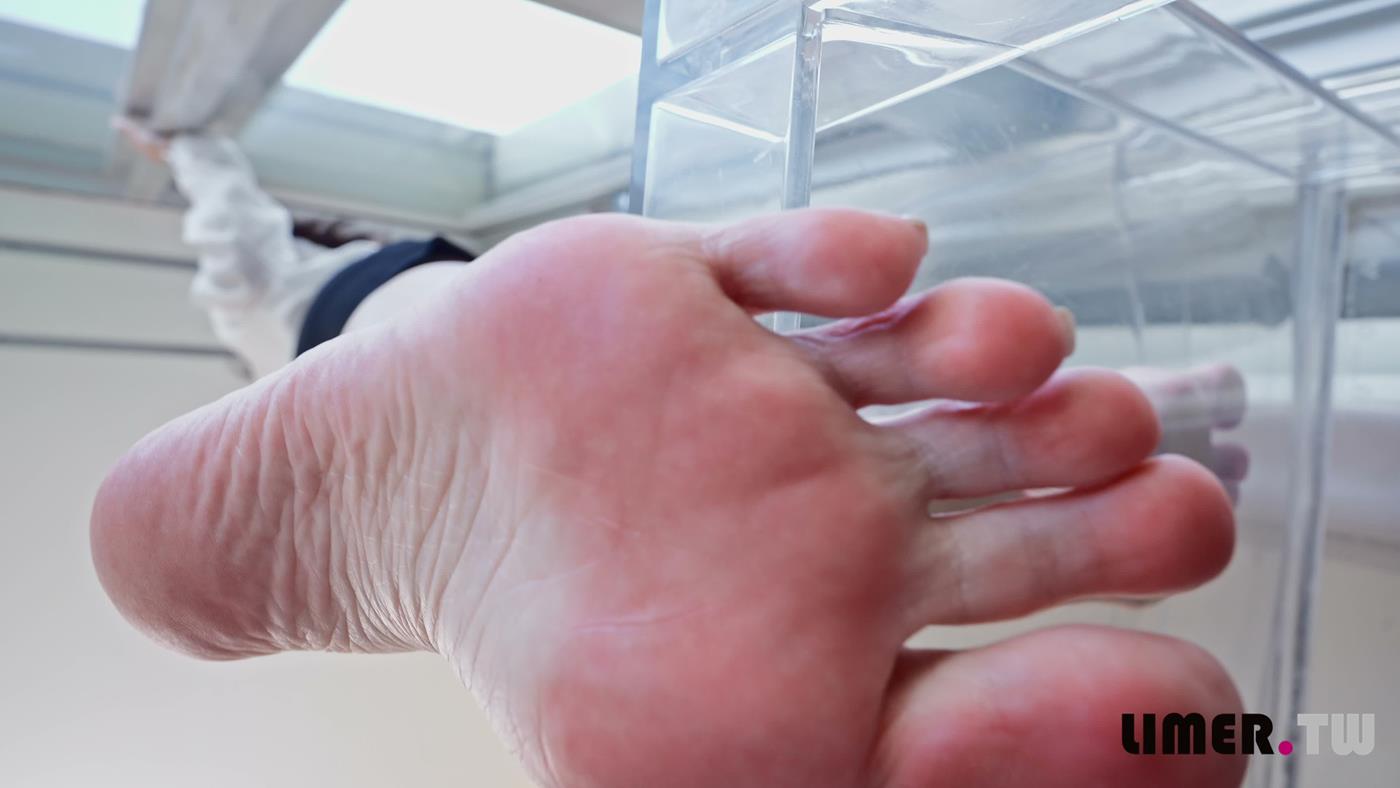 图片[204]-Limerence原创 NO.041 语葳女神 踩踏亲密接触让人扛不住[226P] – 速更版-美库