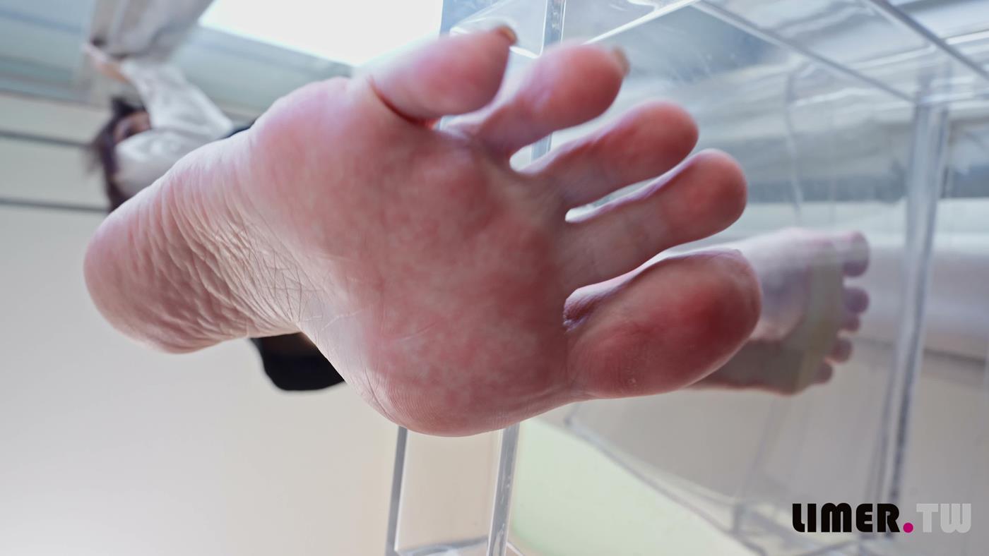 图片[210]-Limerence原创 NO.041 语葳女神 踩踏亲密接触让人扛不住[226P] – 速更版-美库