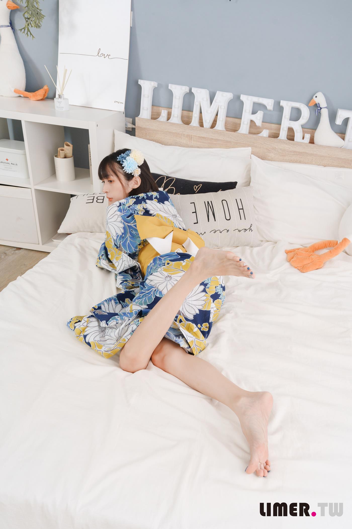 图片[36]-Limerence原创 NO.042 日本妹子子 超敏感脚脚初次被TK[160P] – 速更版-美库