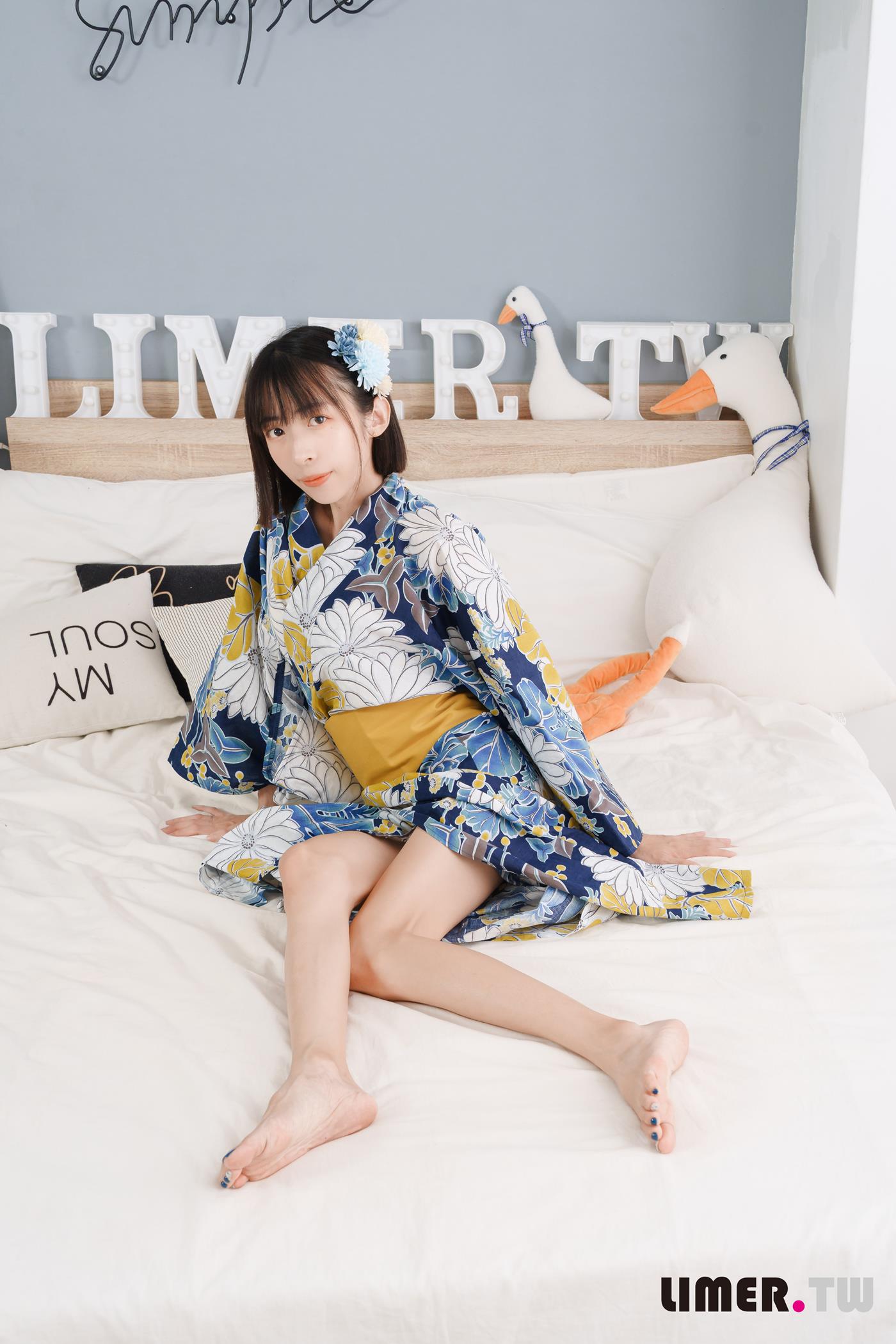 图片[57]-Limerence原创 NO.042 日本妹子子 超敏感脚脚初次被TK[160P] – 速更版-美库