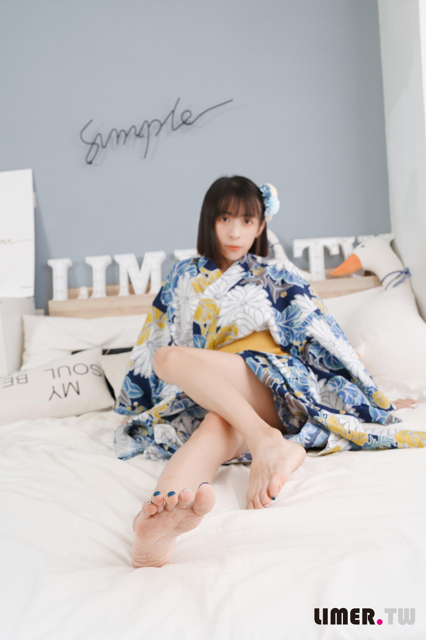 图片[63]-Limerence原创 NO.042 日本妹子子 超敏感脚脚初次被TK[160P] – 速更版-美库