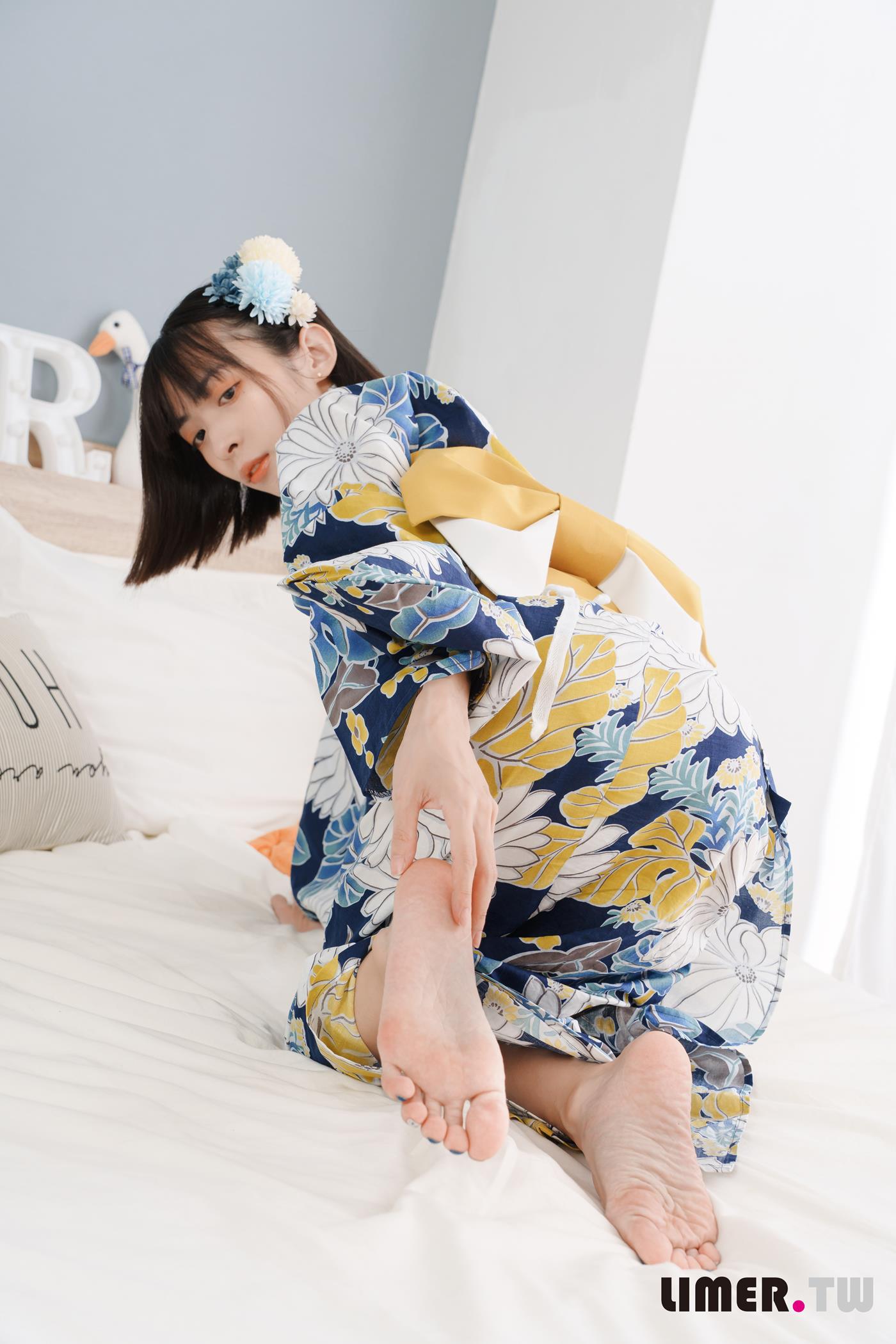 图片[86]-Limerence原创 NO.042 日本妹子子 超敏感脚脚初次被TK[160P] – 速更版-美库