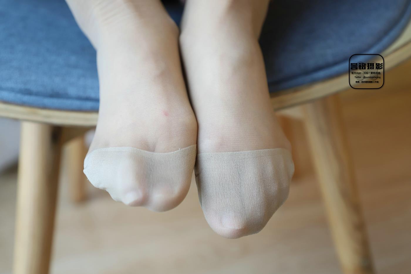 图片[37]-[誉铭传媒]袜足摄影 2023年《新年作品二》[85P] – 速更版-美库