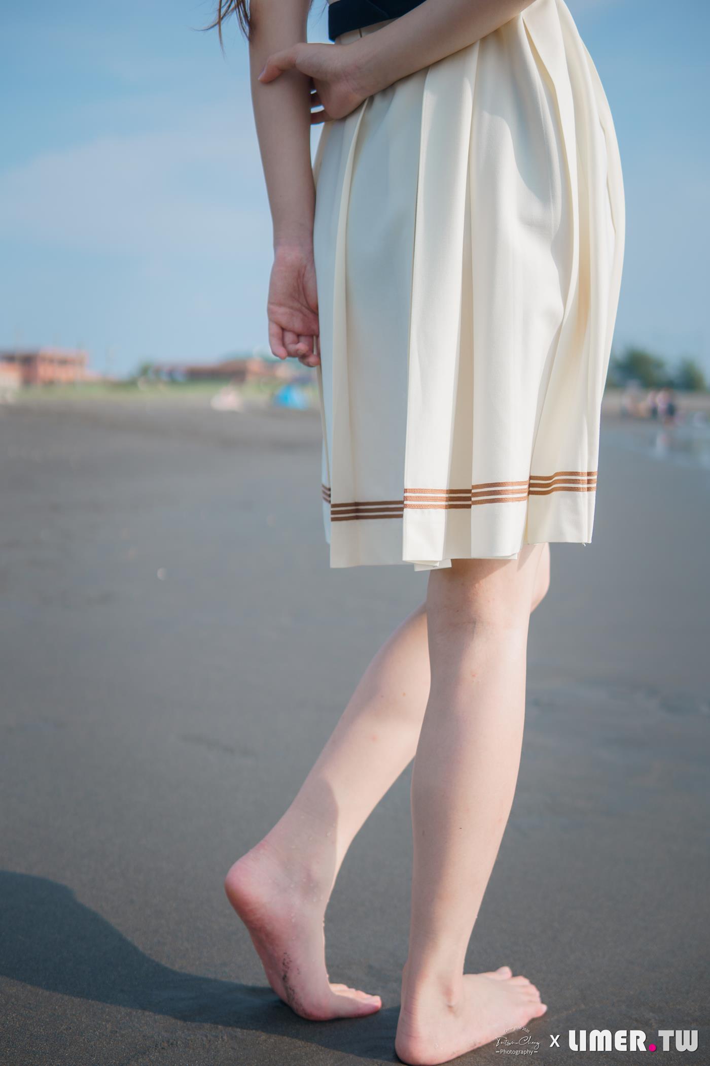 图片[17]-Limerence原创 NO.044 海蓝 JK盛夏服海边戏水[300P] – 速更版-美库