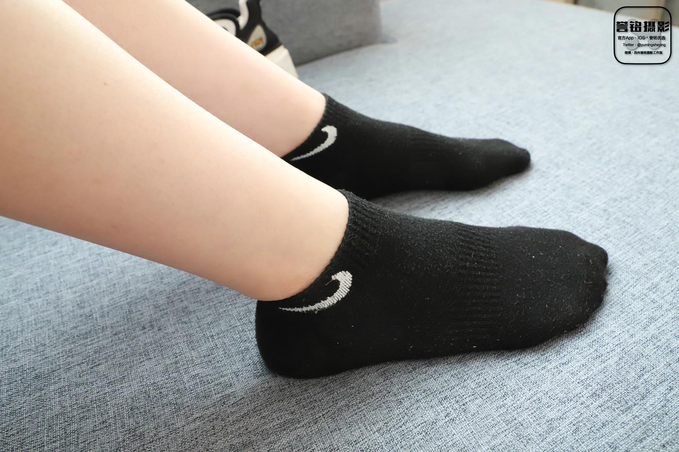 图片[35]-[誉铭传媒]袜足摄影 2023年《微信客户群第一套作品》[90P] – 速更版-美库