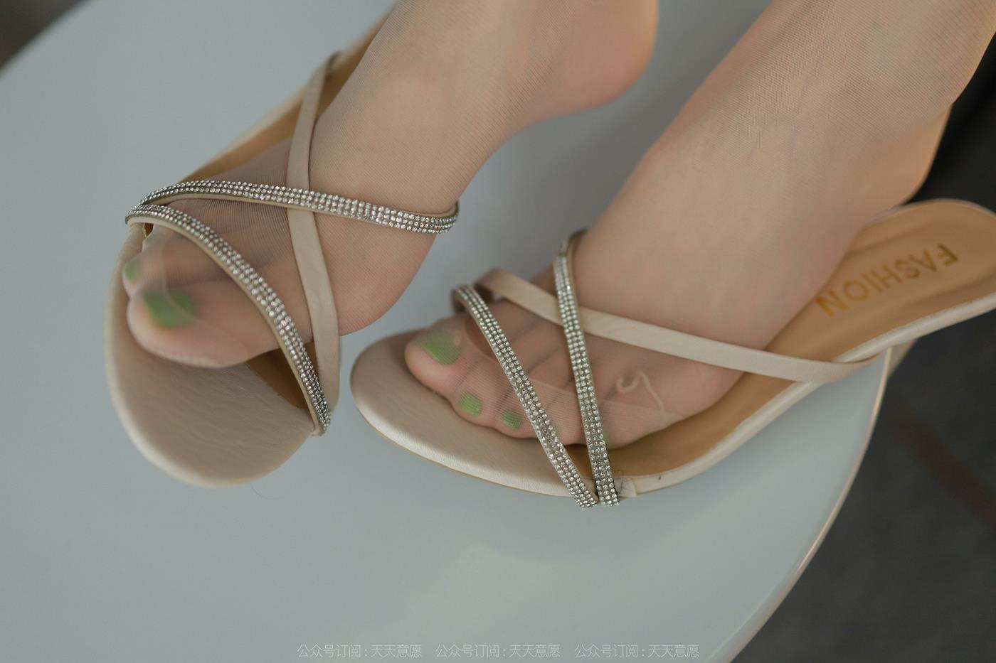 图片[28]-[IESS异思趣向] 2022.08.12 丝享家1175：团团《甜辣女孩》[86P] – 速更版-美库