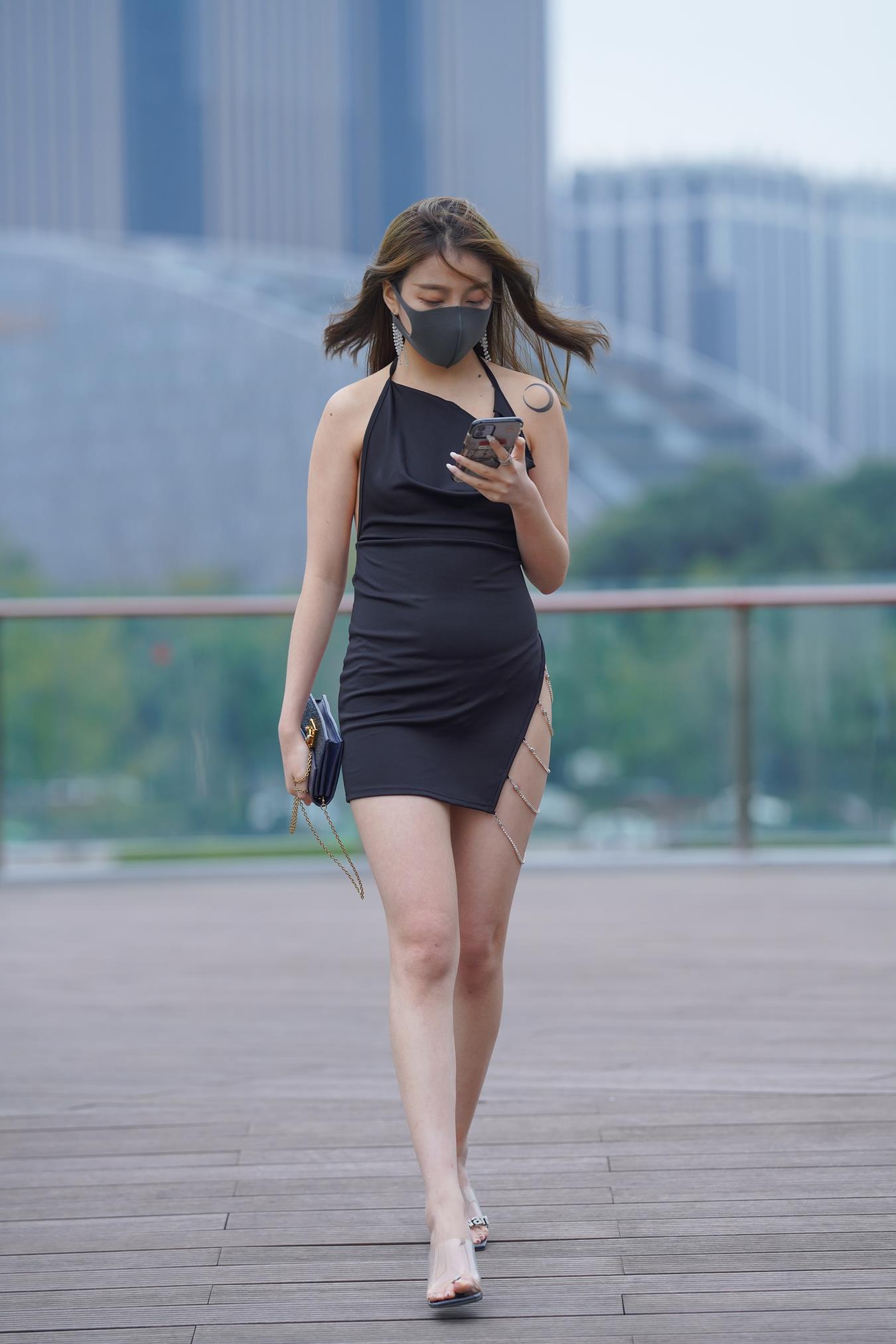 图片[11]-唯美街拍 NO.1107  黑色裙性感美女 （4）[84P] – 速更版-美库