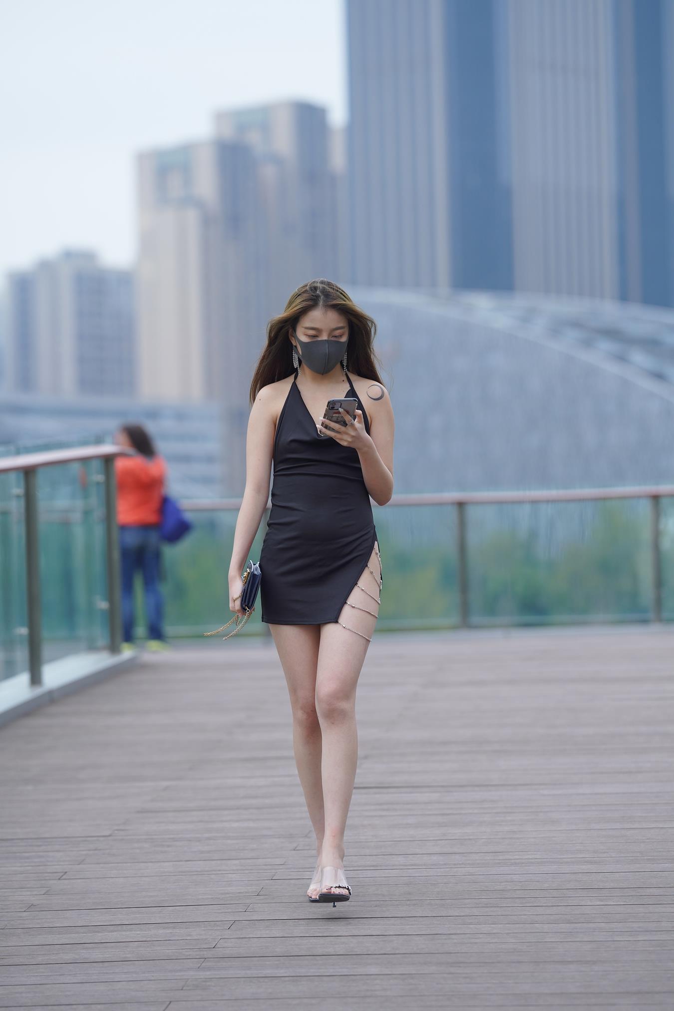 图片[15]-唯美街拍 NO.1107  黑色裙性感美女 （4）[84P] – 速更版-美库