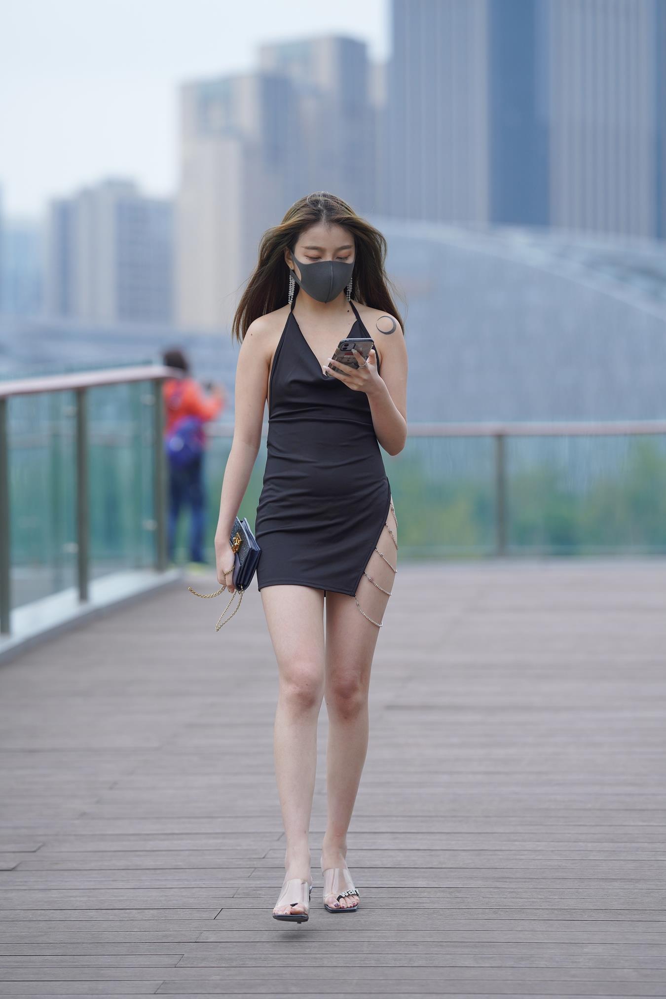 图片[19]-唯美街拍 NO.1107  黑色裙性感美女 （4）[84P] – 速更版-美库