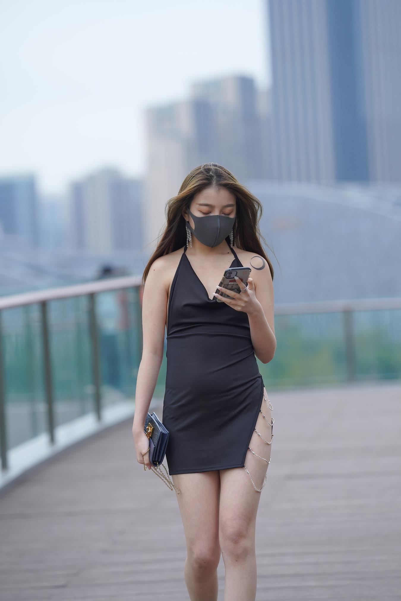 图片[23]-唯美街拍 NO.1107  黑色裙性感美女 （4）[84P] – 速更版-美库