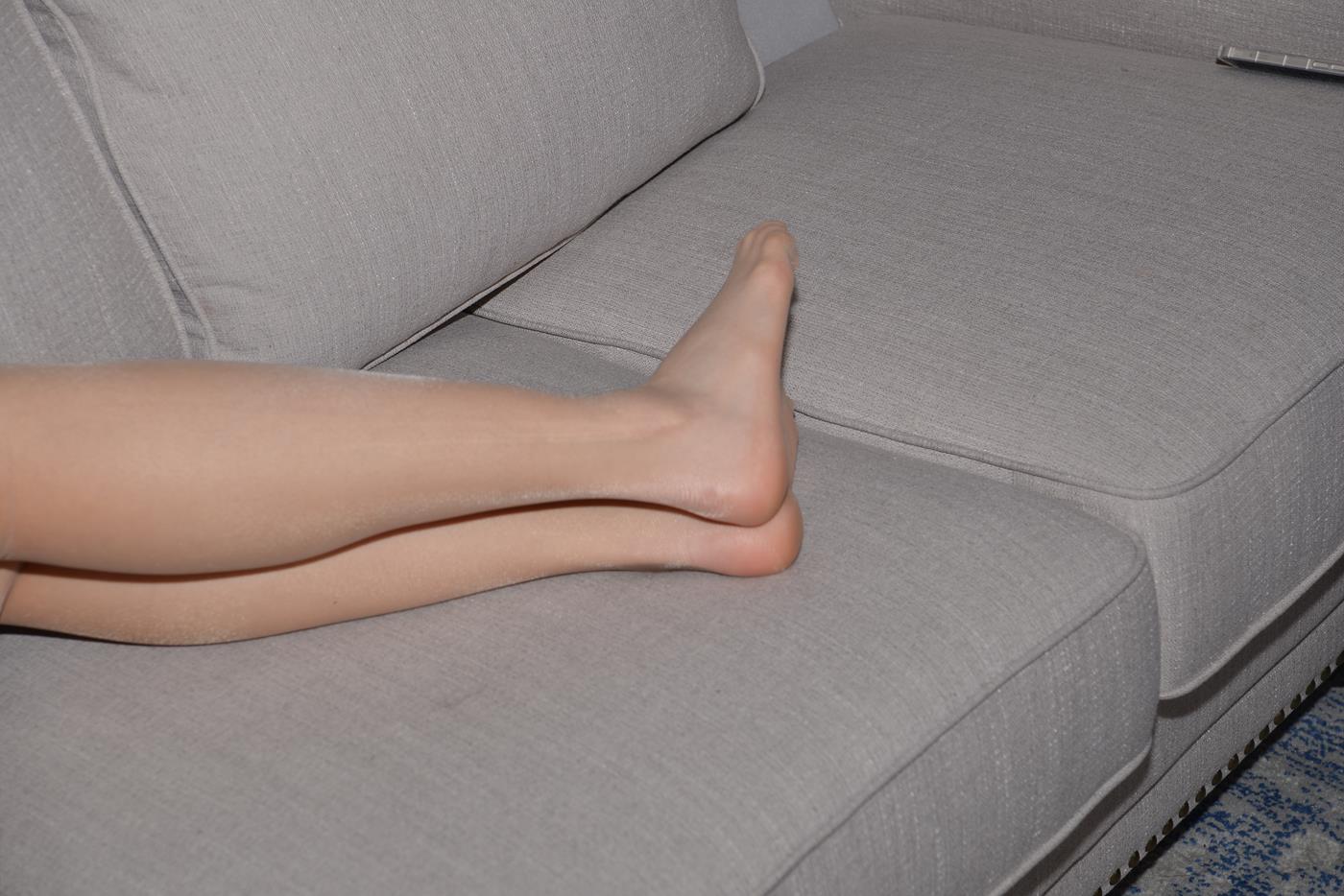 图片[81]-[Sexy Asian Girls Feet] No.015 美女YIYI性感的40码大脚丫（肉丝凉高） [103P] – 速更版-美库