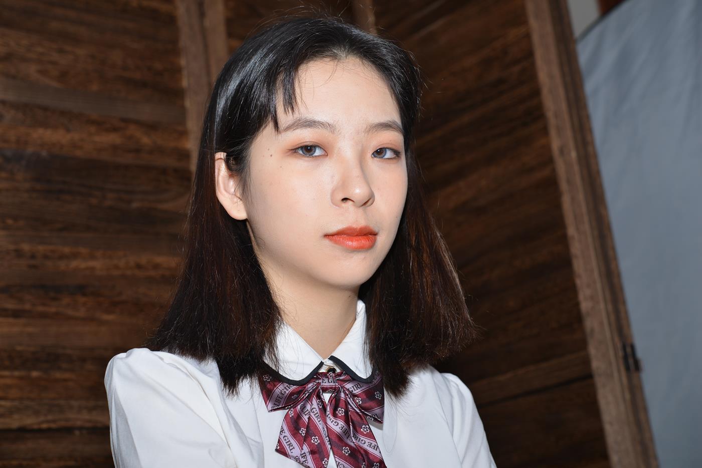 图片[102]-[Sexy Asian Girls Feet] No.015 美女YIYI性感的40码大脚丫（肉丝凉高） [103P] – 速更版-美库