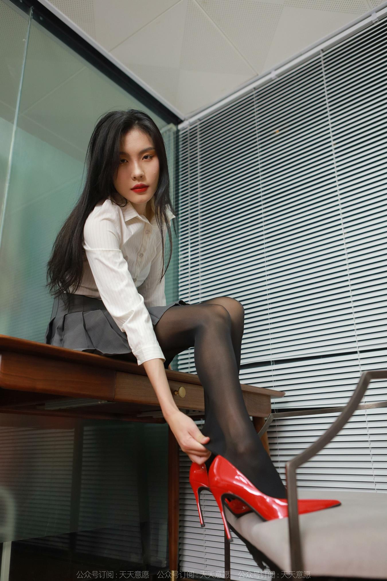 图片[10]-[IESS异思趣向] 耽丝 221027胆胆 [95P] – 速更版-美库