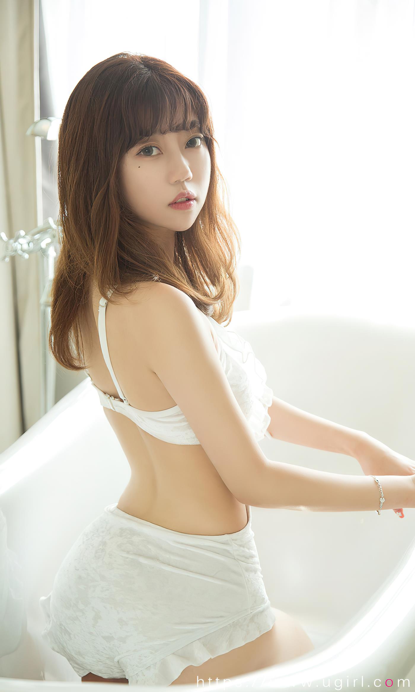 图片[36]-[爱尤物]2023 NO.2495 草莓少女 甜心[35P] – 速更版-美库