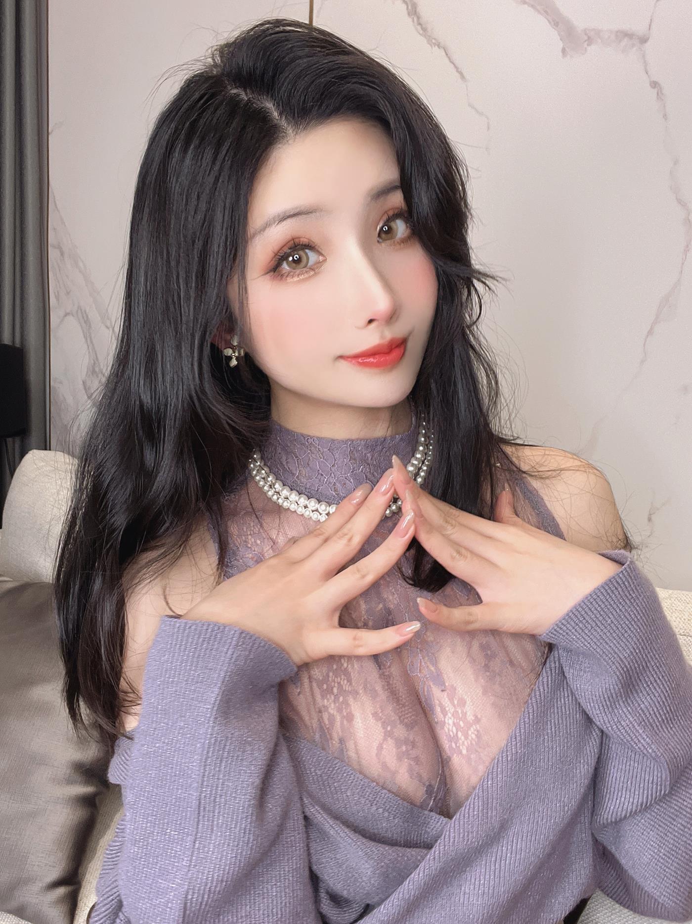 图片[19]-COS福利rioko凉凉子  情人节巧克力 [23P] – 速更版-美库