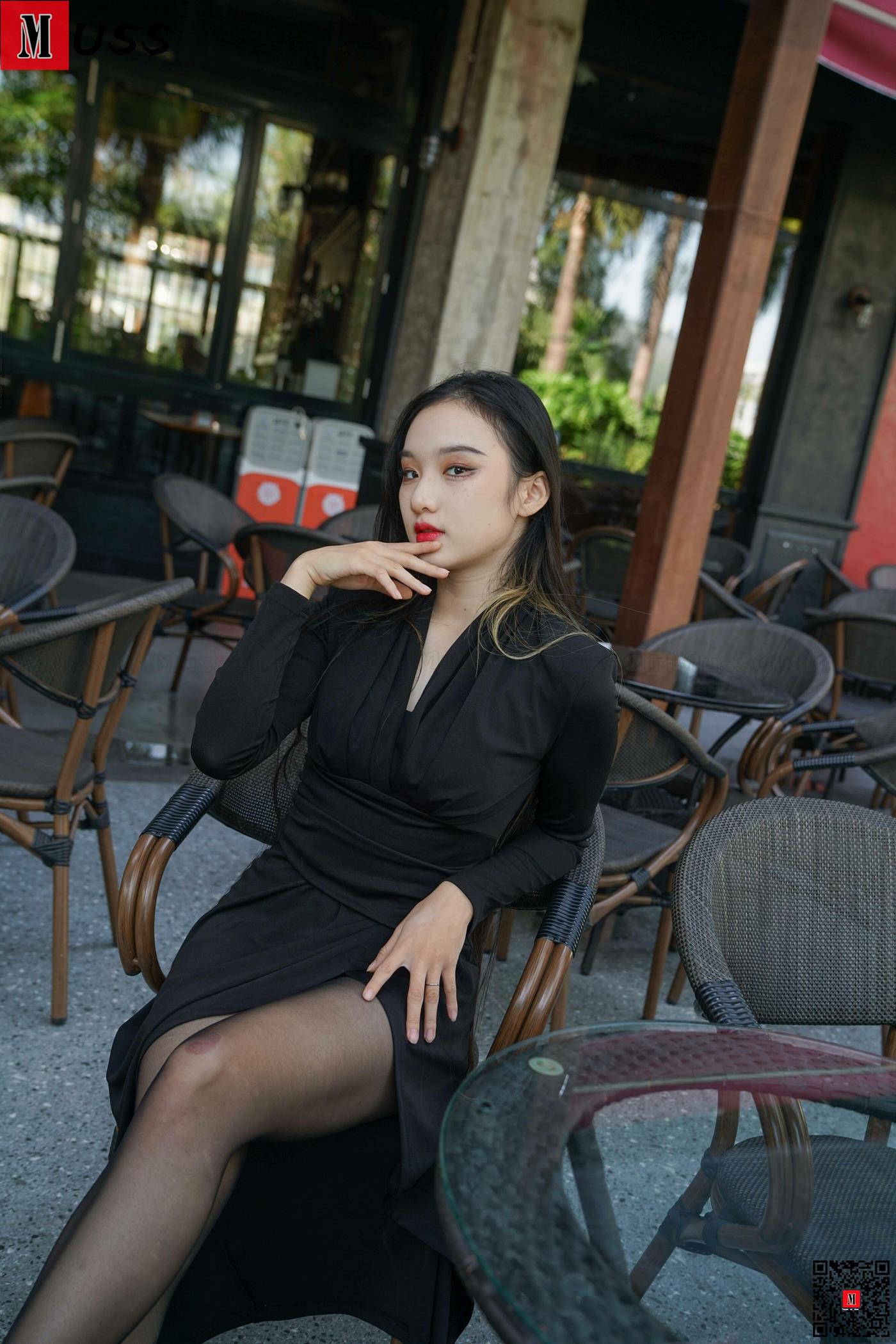 图片[34]-[MussGirl慕丝女郎]NO.407 户外黑丝竹椅A[68P] – 速更版-美库