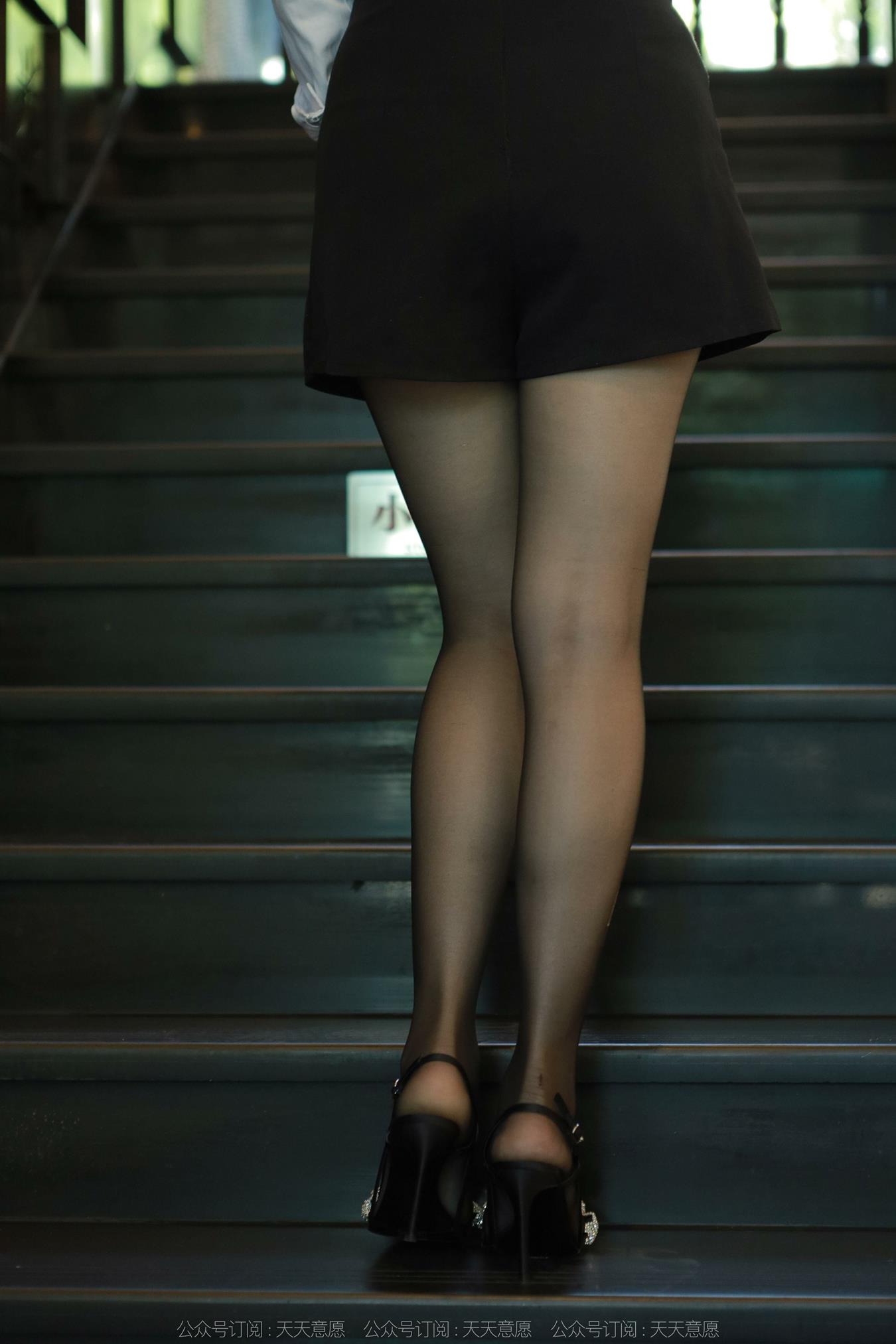 图片[56]-[IESS异思趣向] 耽丝 221028小婕 [87P] – 速更版-美库