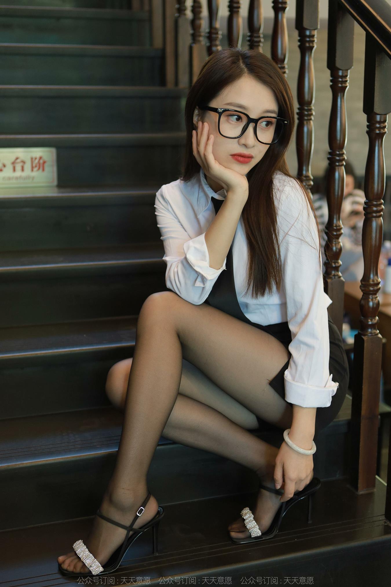 图片[66]-[IESS异思趣向] 耽丝 221028小婕 [87P] – 速更版-美库