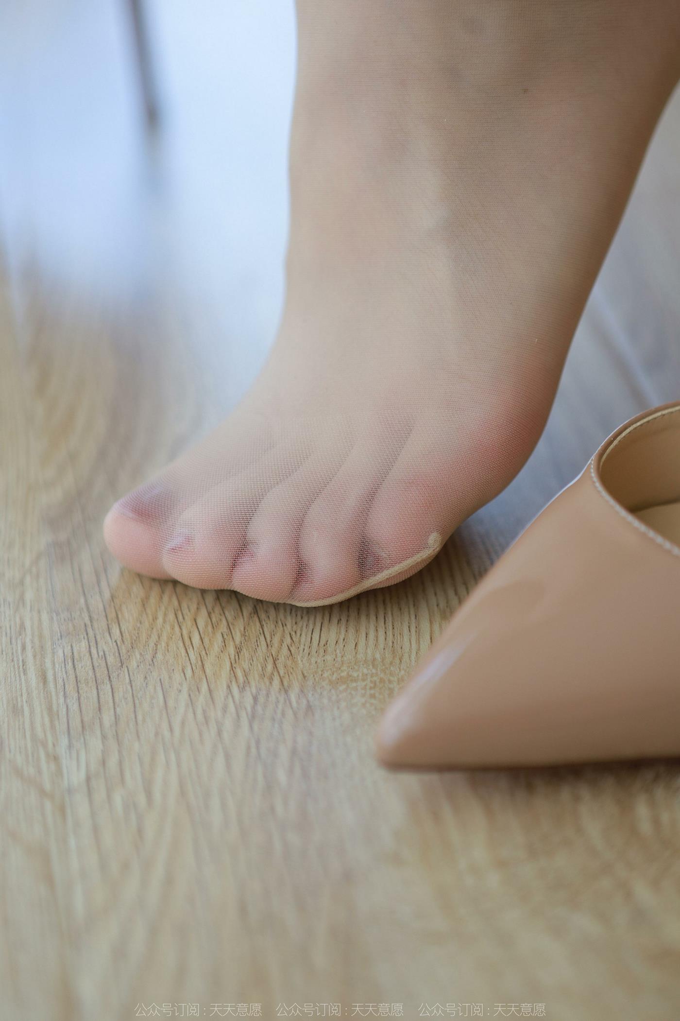 图片[11]-[IESS异思趣向] 2022.08.15 丝享家1178：小婕《蓝衣女神》[88P] – 速更版-美库