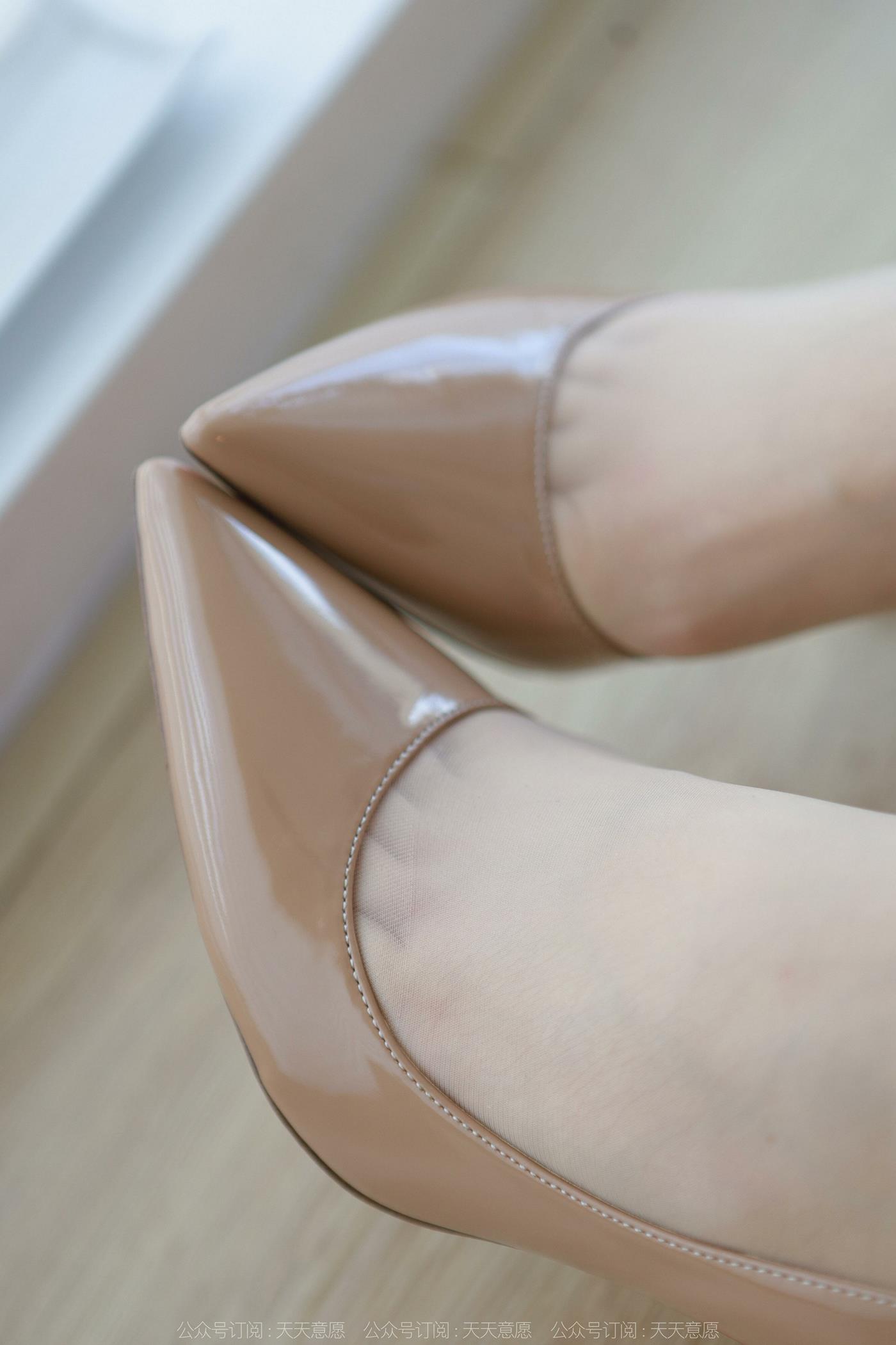 图片[83]-[IESS异思趣向] 2022.08.15 丝享家1178：小婕《蓝衣女神》[88P] – 速更版-美库