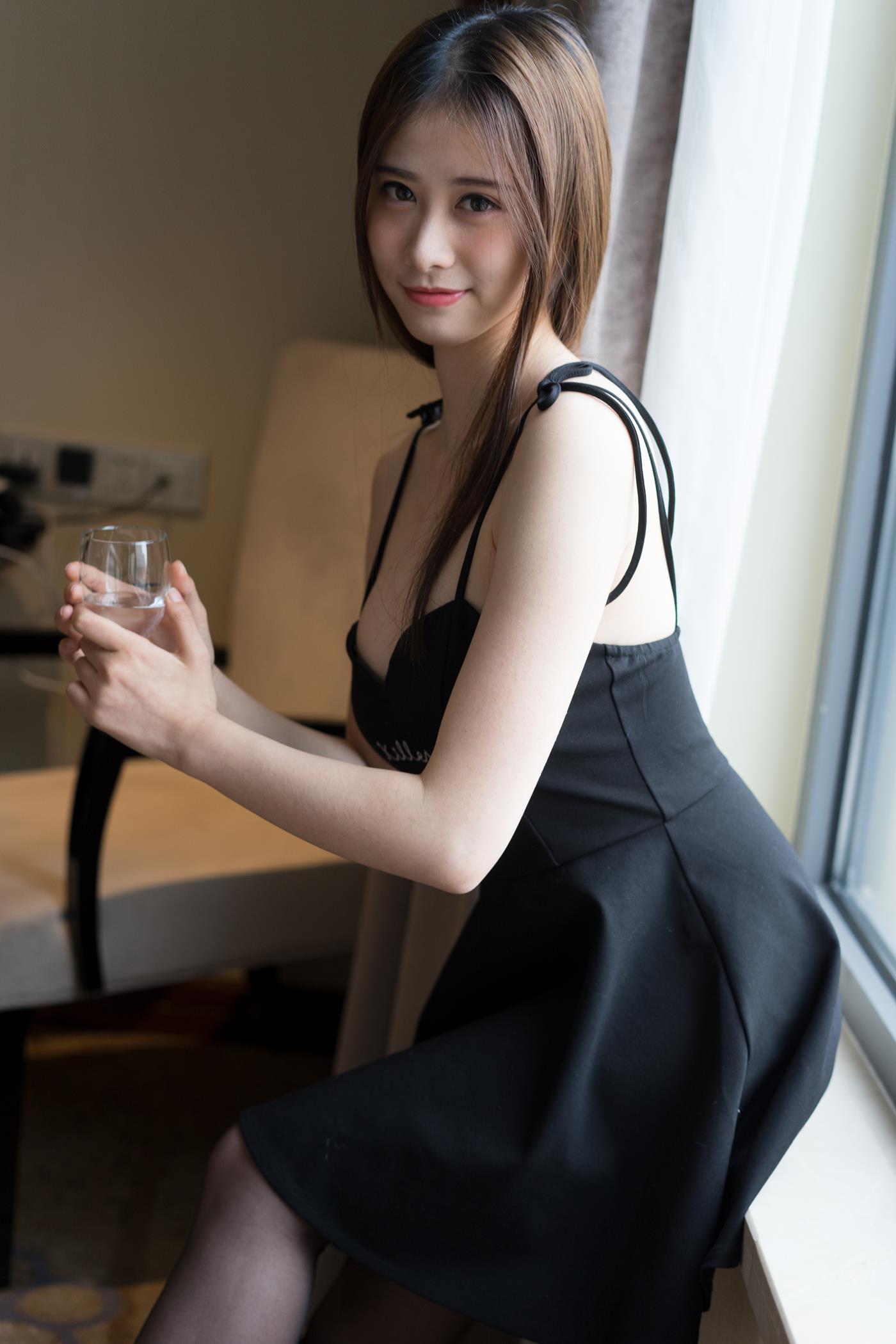 图片[10]-一只小仙若  黑丝女仆 [68P] – 速更版-美库