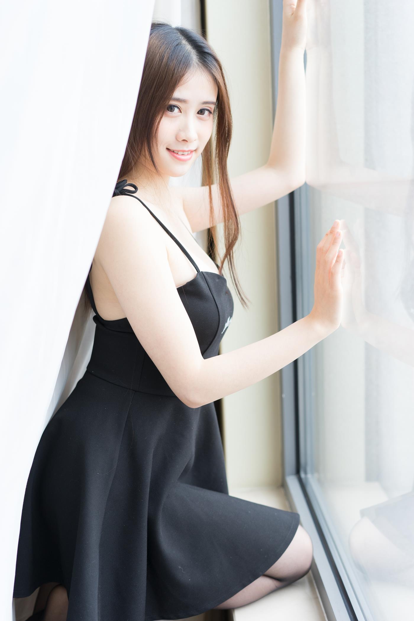 图片[20]-一只小仙若  黑丝女仆 [68P] – 速更版-美库