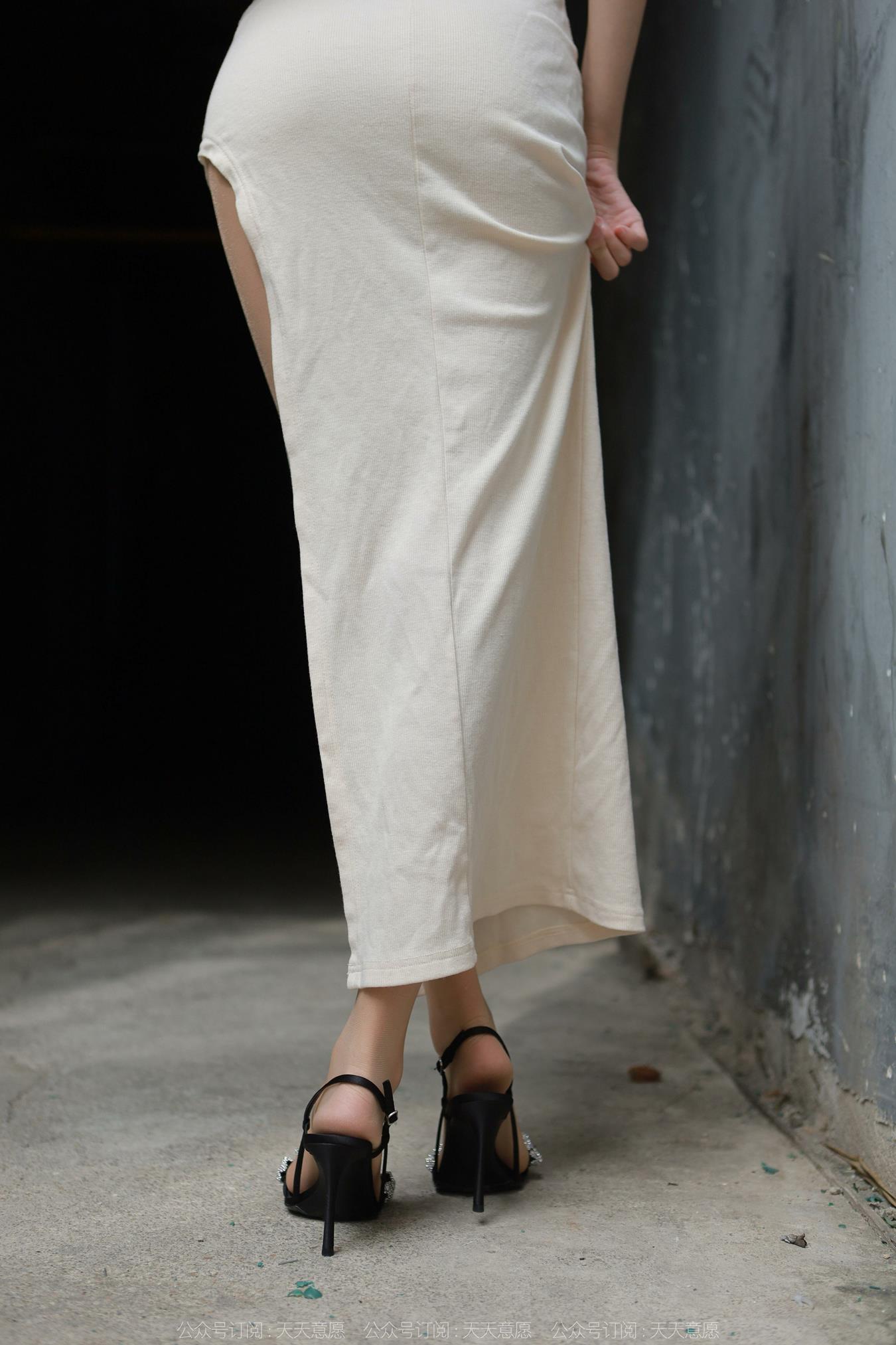 图片[18]-[IESS异思趣向] 耽丝  221101团团 [88P] – 速更版-美库