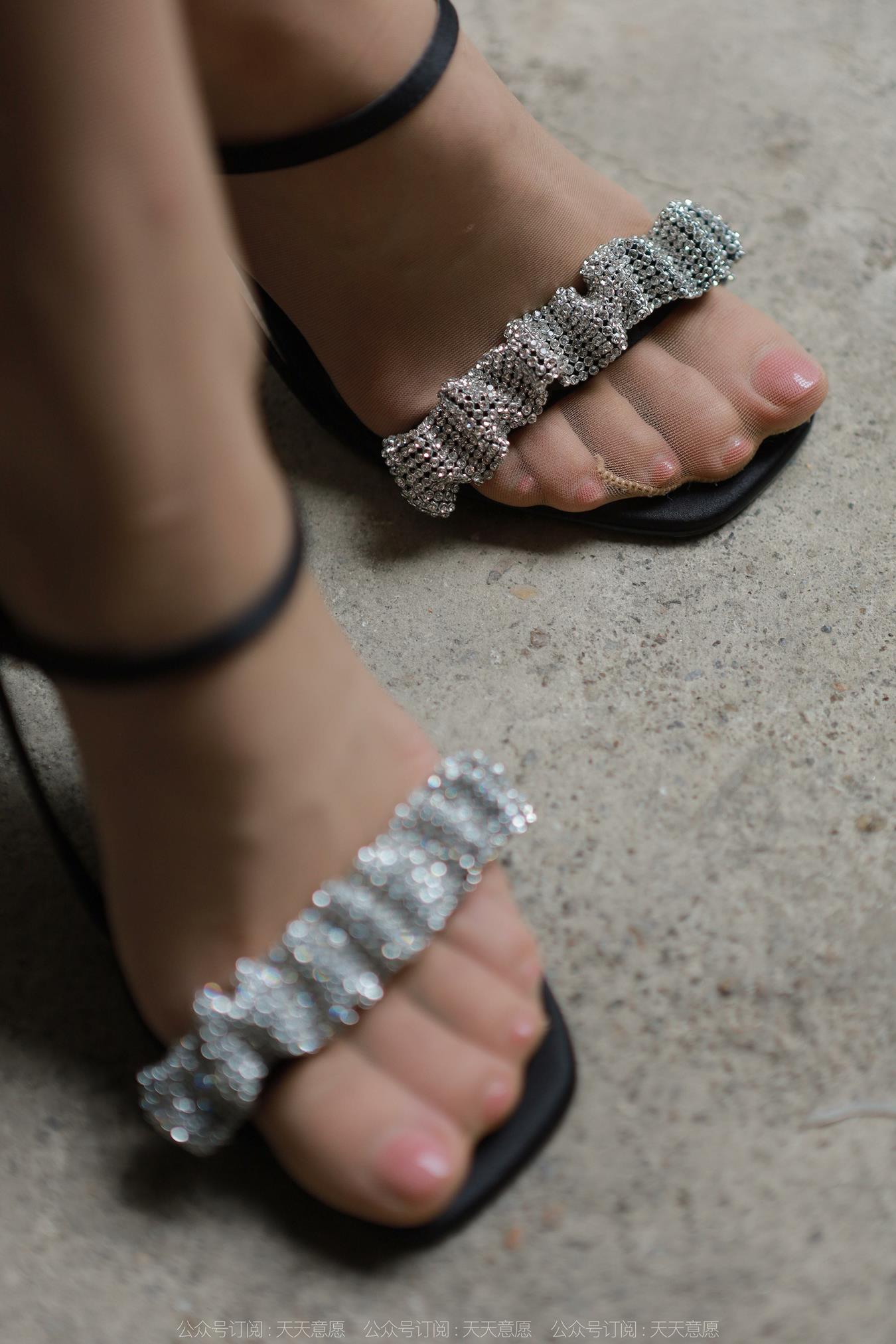 图片[26]-[IESS异思趣向] 耽丝  221101团团 [88P] – 速更版-美库