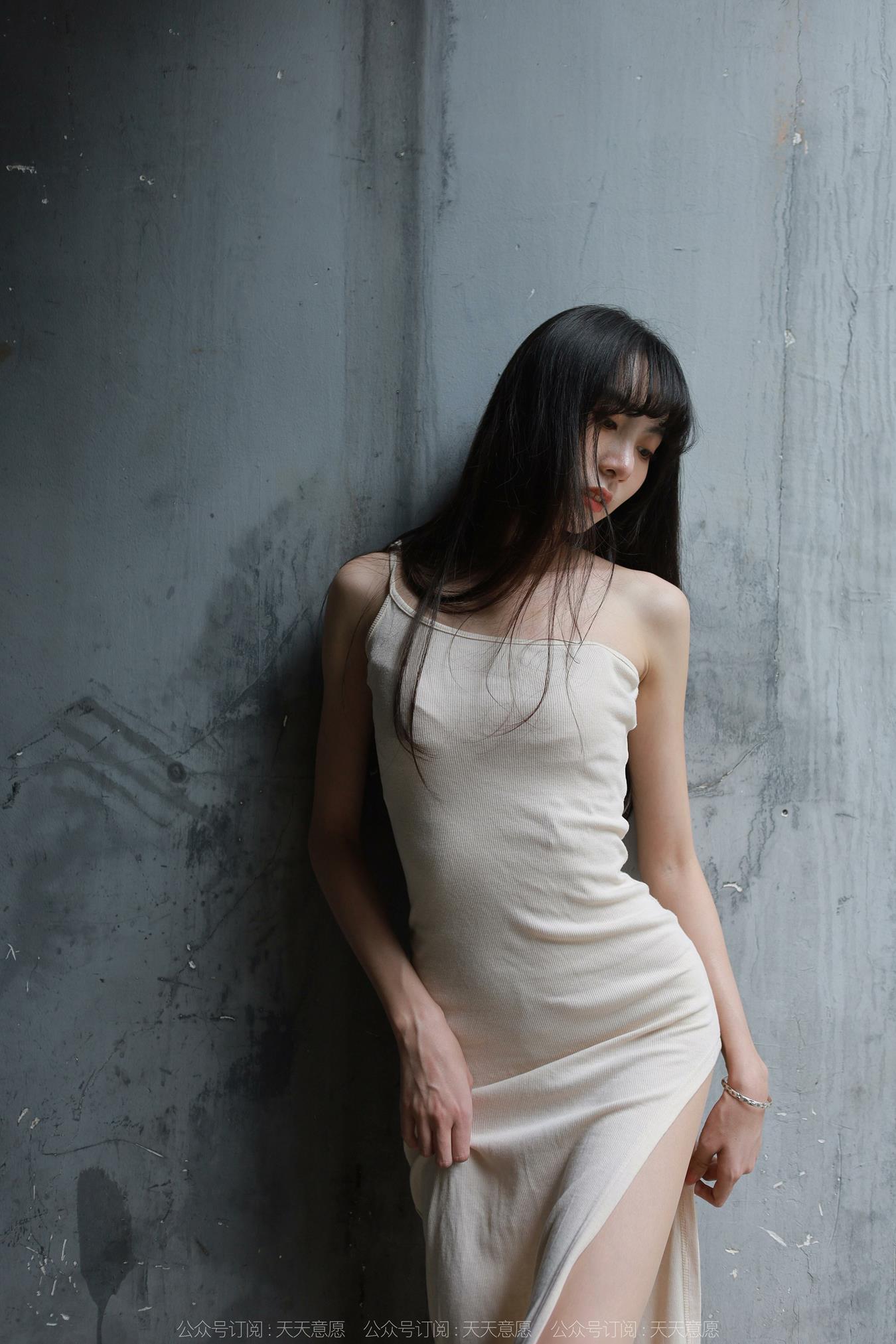 图片[34]-[IESS异思趣向] 耽丝  221101团团 [88P] – 速更版-美库