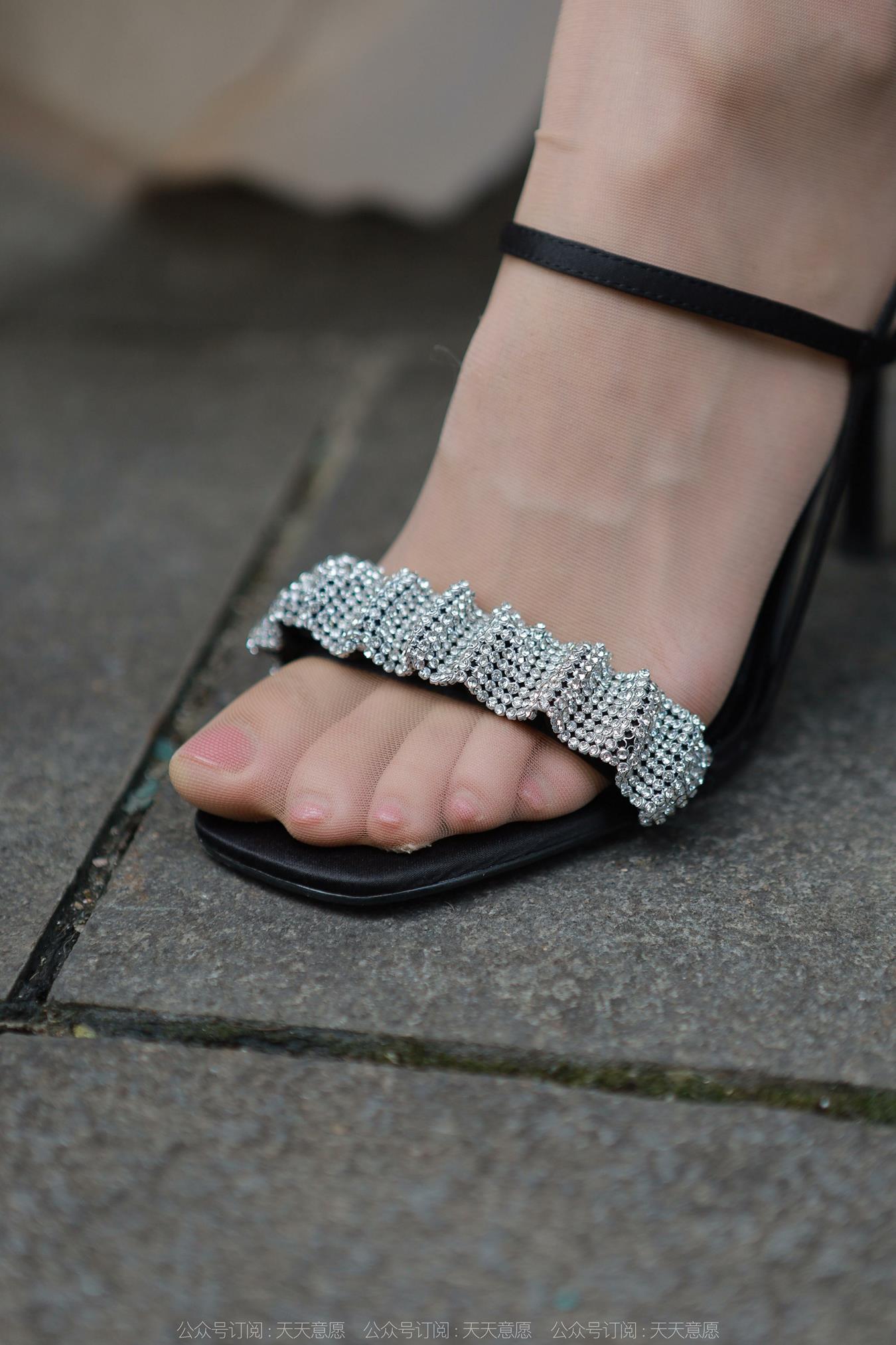 图片[37]-[IESS异思趣向] 耽丝  221101团团 [88P] – 速更版-美库