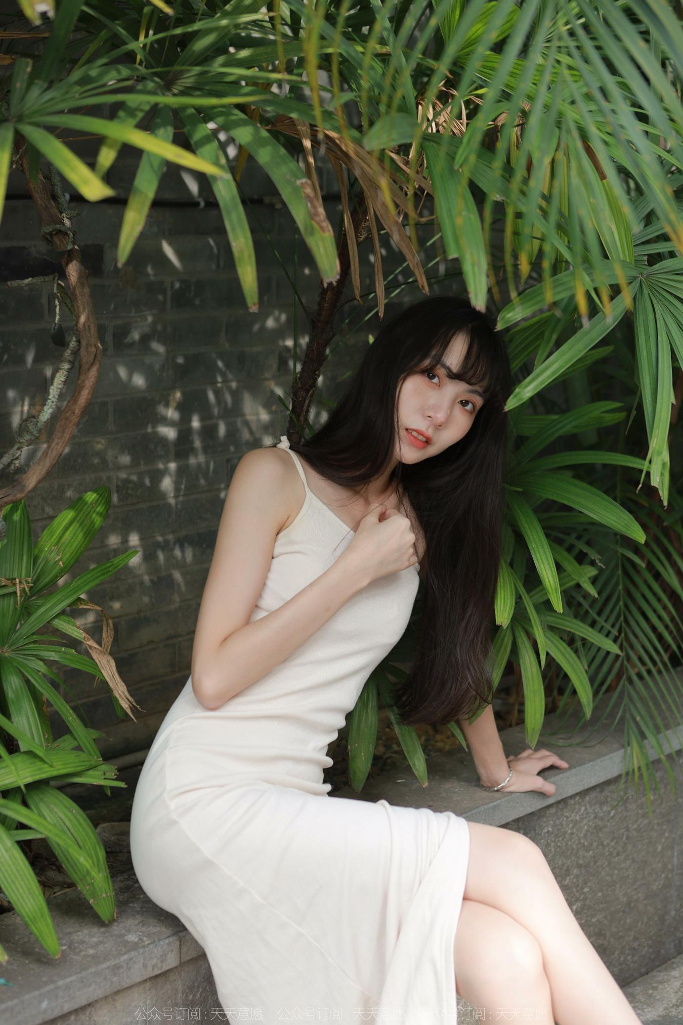 图片[51]-[IESS异思趣向] 耽丝  221101团团 [88P] – 速更版-美库