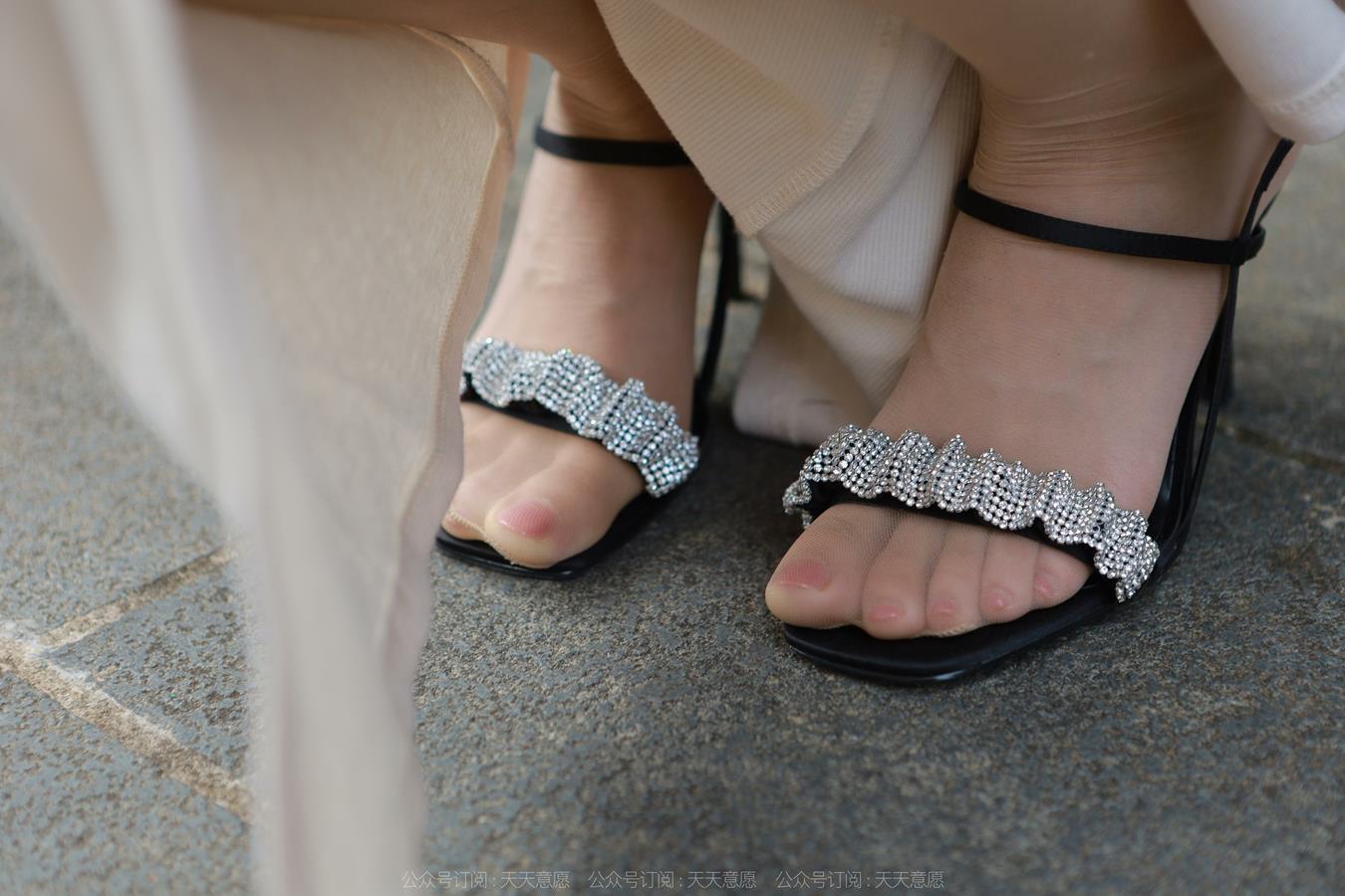 图片[65]-[IESS异思趣向] 耽丝  221101团团 [88P] – 速更版-美库