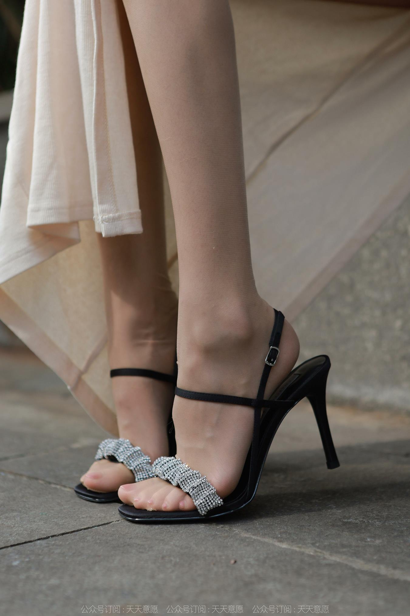 图片[75]-[IESS异思趣向] 耽丝  221101团团 [88P] – 速更版-美库