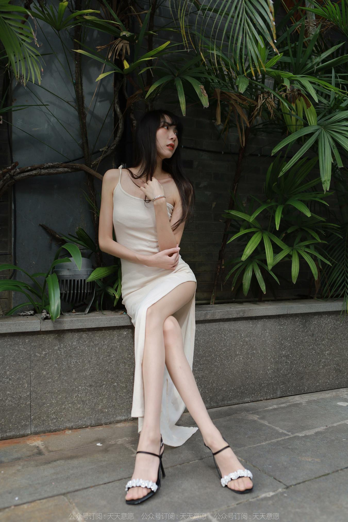 图片[82]-[IESS异思趣向] 耽丝  221101团团 [88P] – 速更版-美库