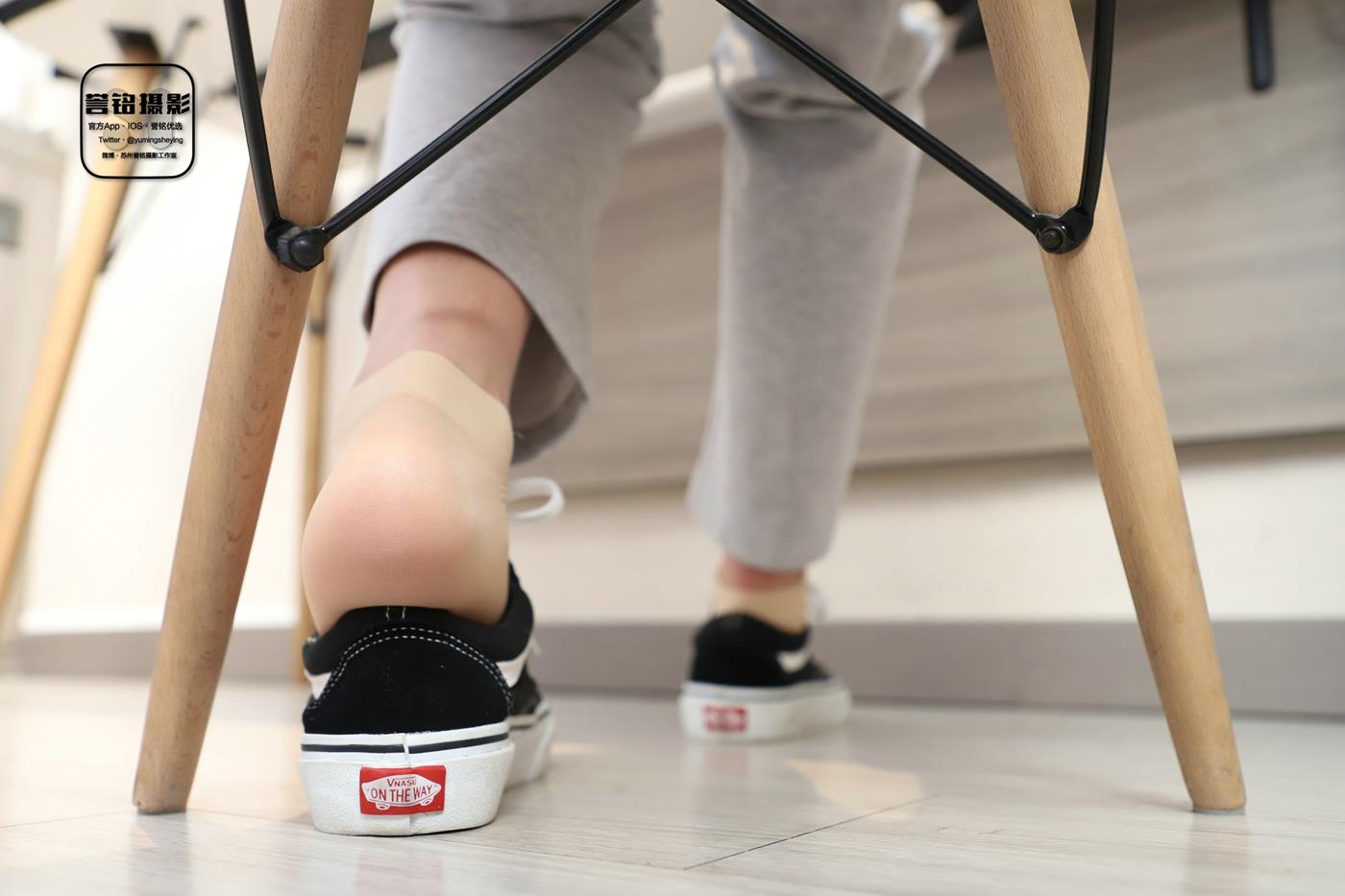 图片[13]-[誉铭传媒]袜足摄影 2023年《微信客户群第二套作品》[90P] – 速更版-美库