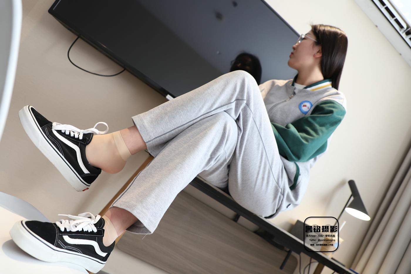 图片[23]-[誉铭传媒]袜足摄影 2023年《微信客户群第二套作品》[90P] – 速更版-美库